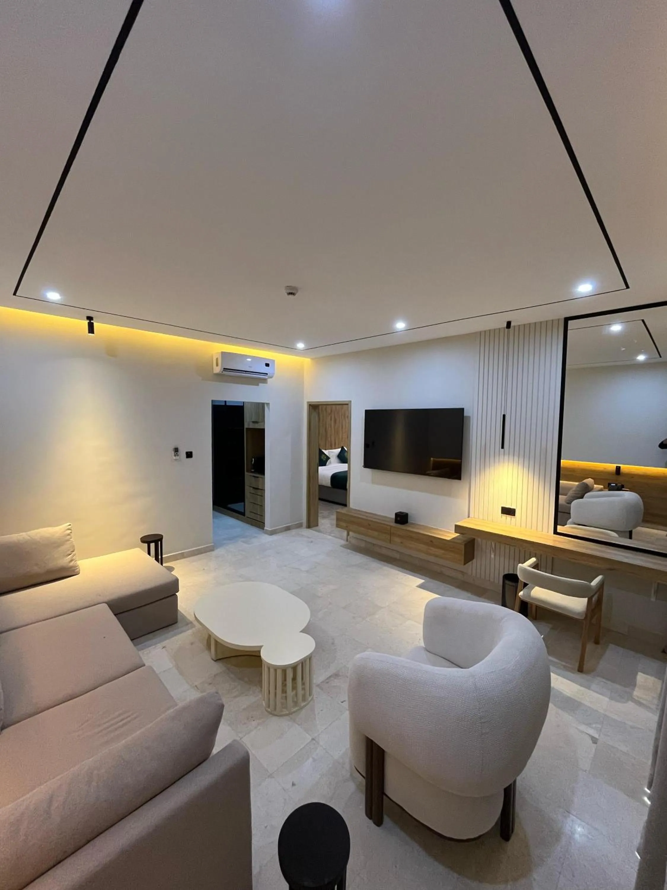 TV and multimedia in Al Sawadi Beach Resort & Spa