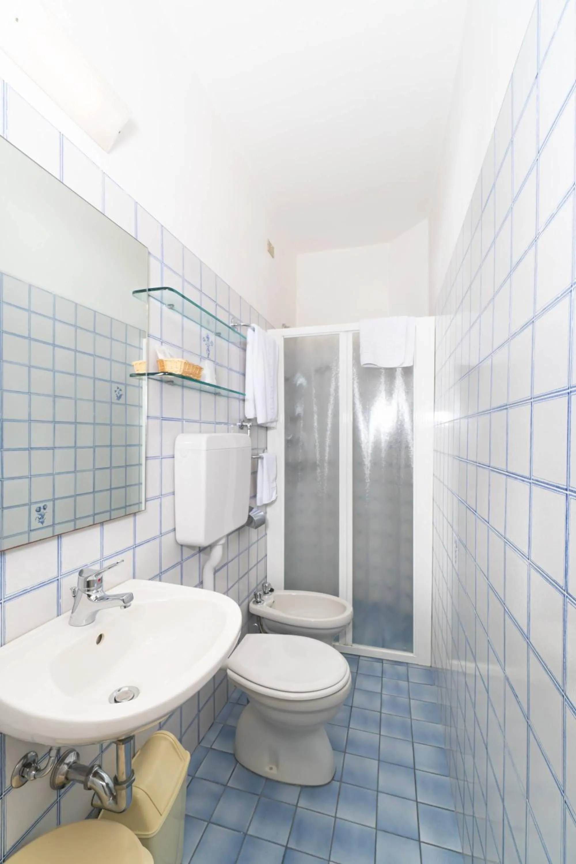 Bathroom in Hotel Sampaoli