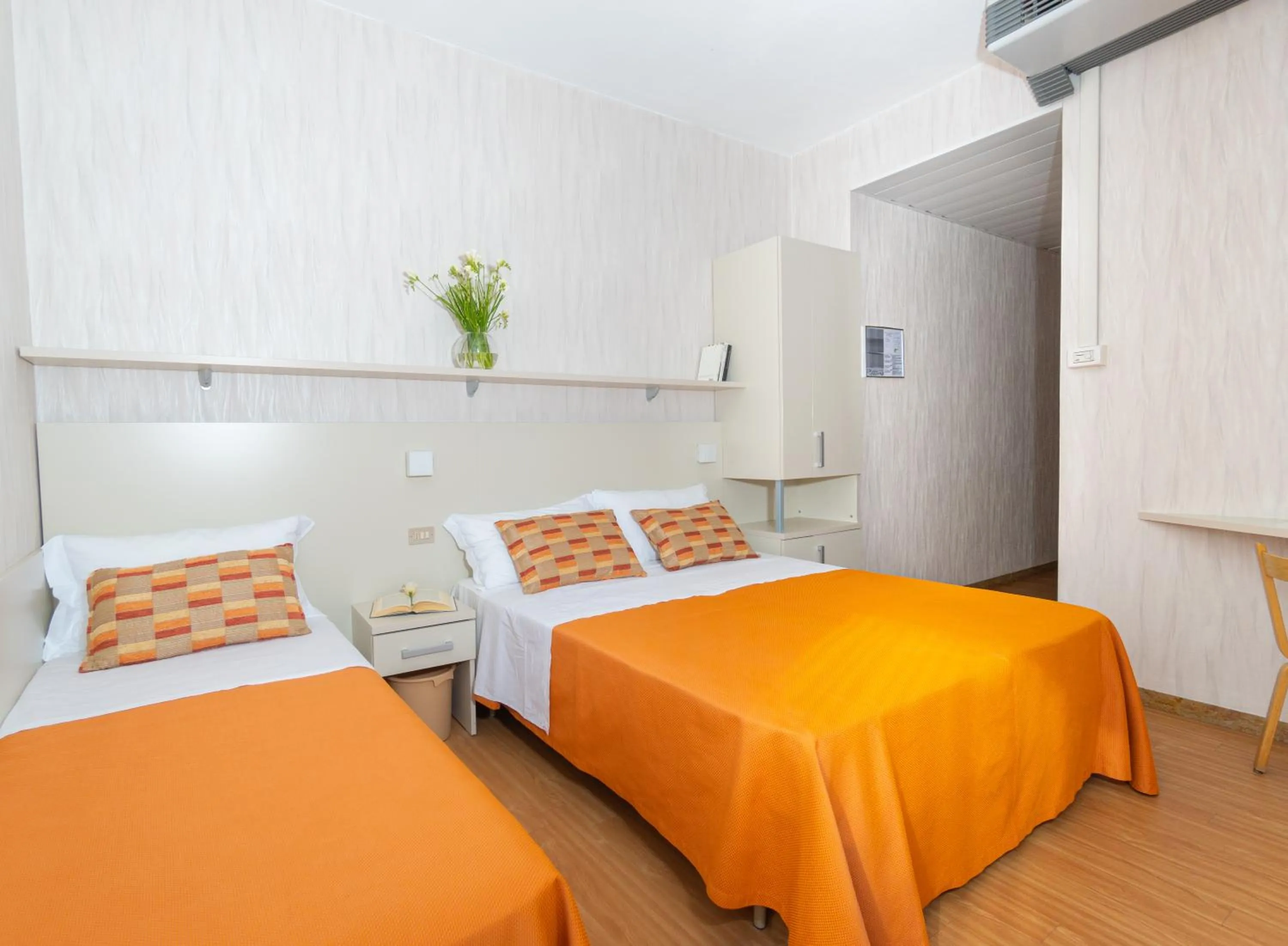 Bedroom, Bed in Hotel Sampaoli