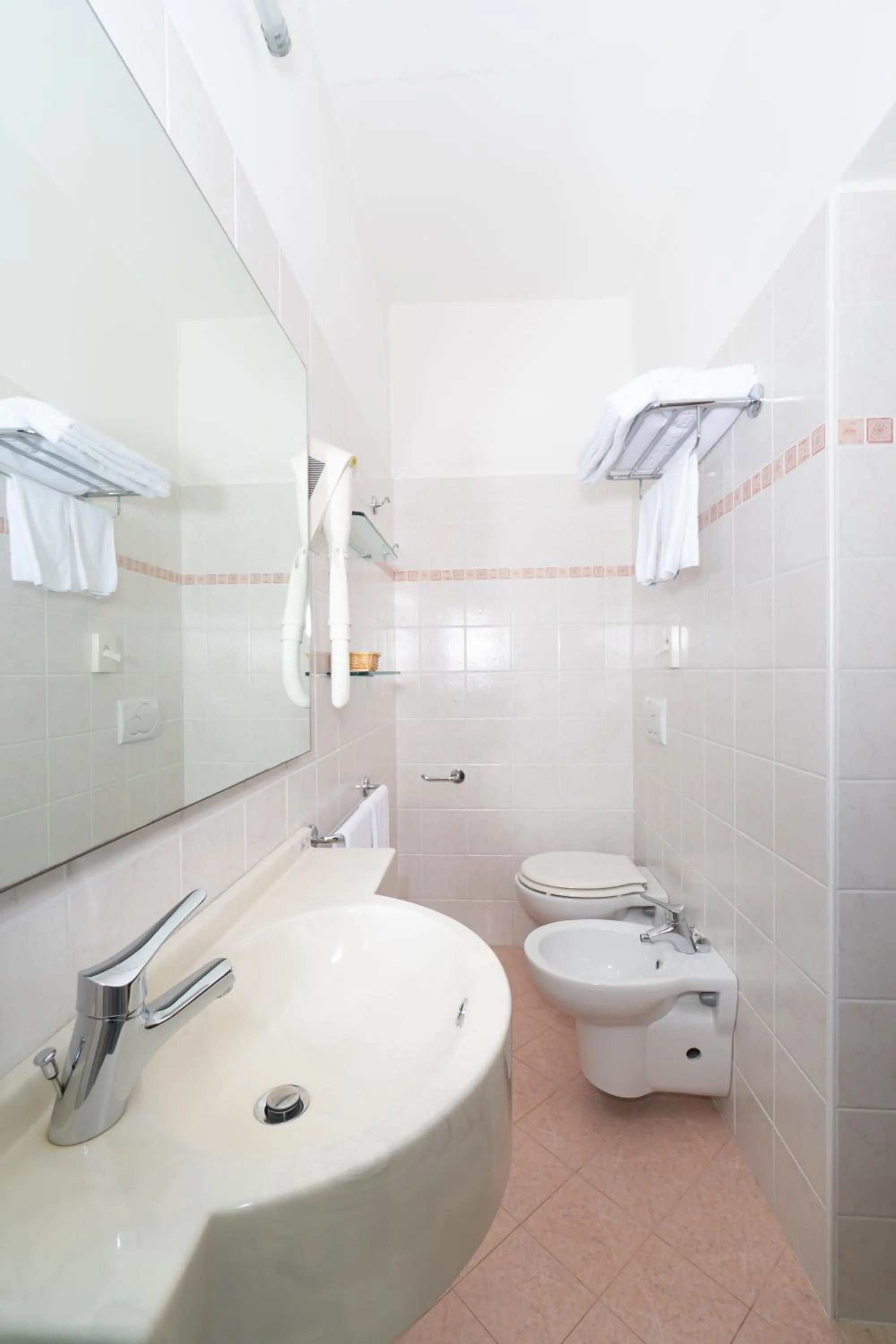 Bathroom in Hotel Sampaoli