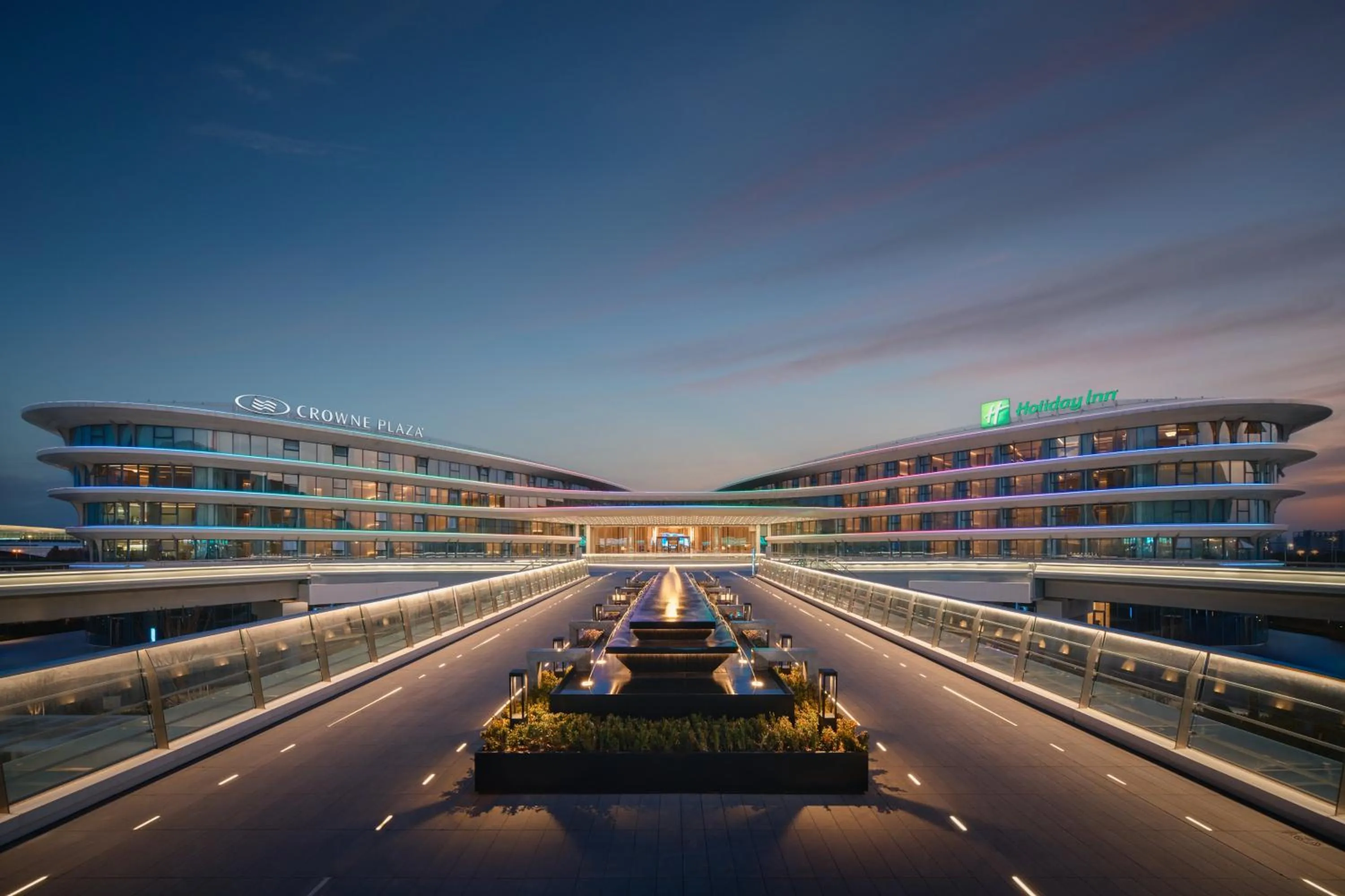 Property building in Crowne Plaza Wuhan Tianhe Airport by IHG