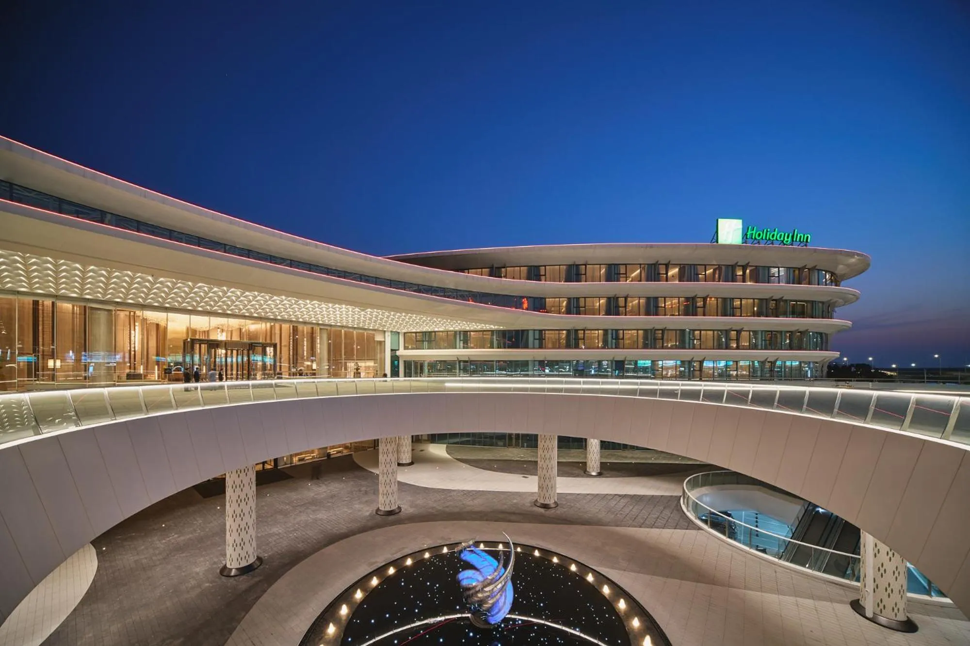 Holiday Inn Wuhan Tianhe Airport by IHG