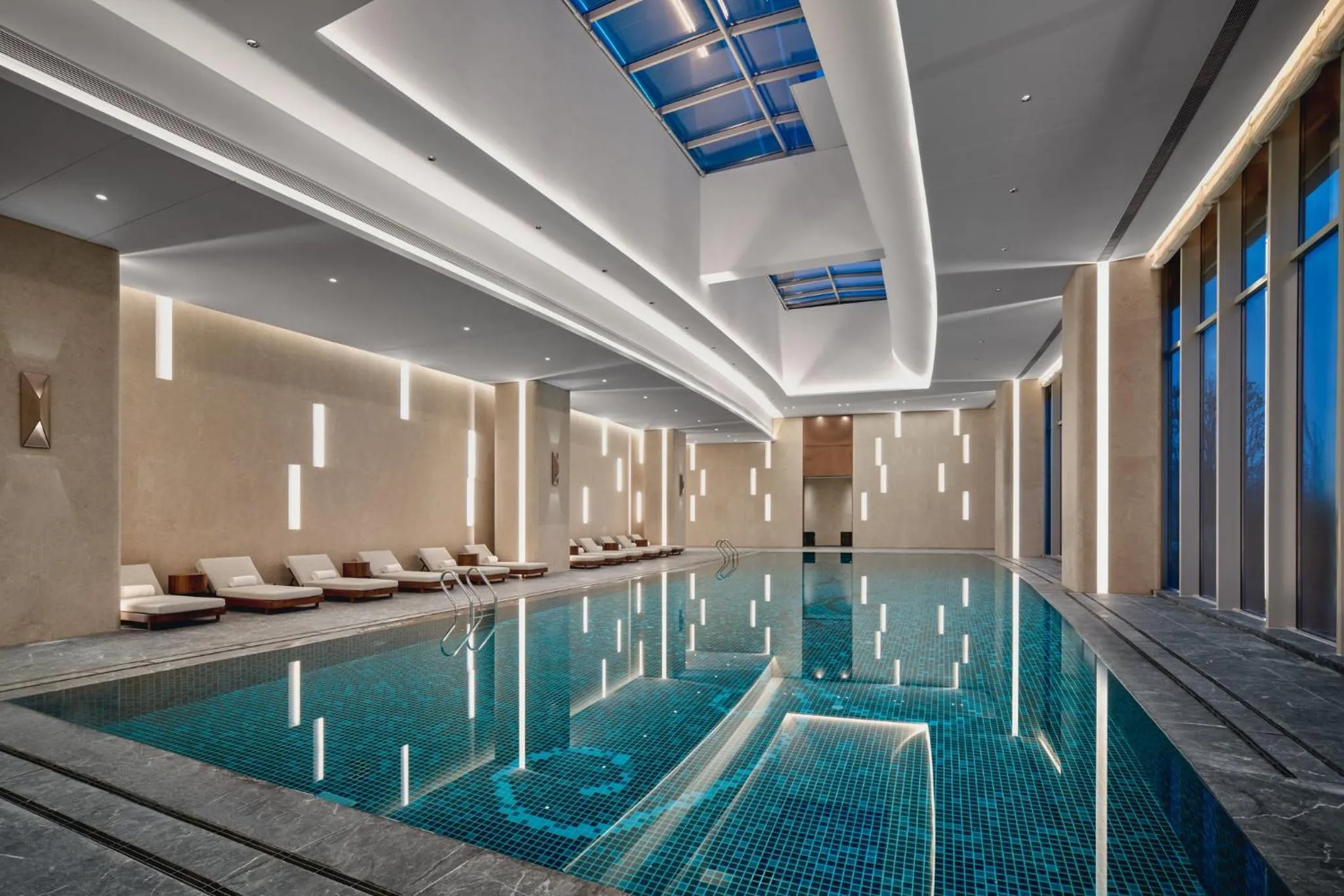 Swimming pool in Holiday Inn Wuhan Tianhe Airport by IHG