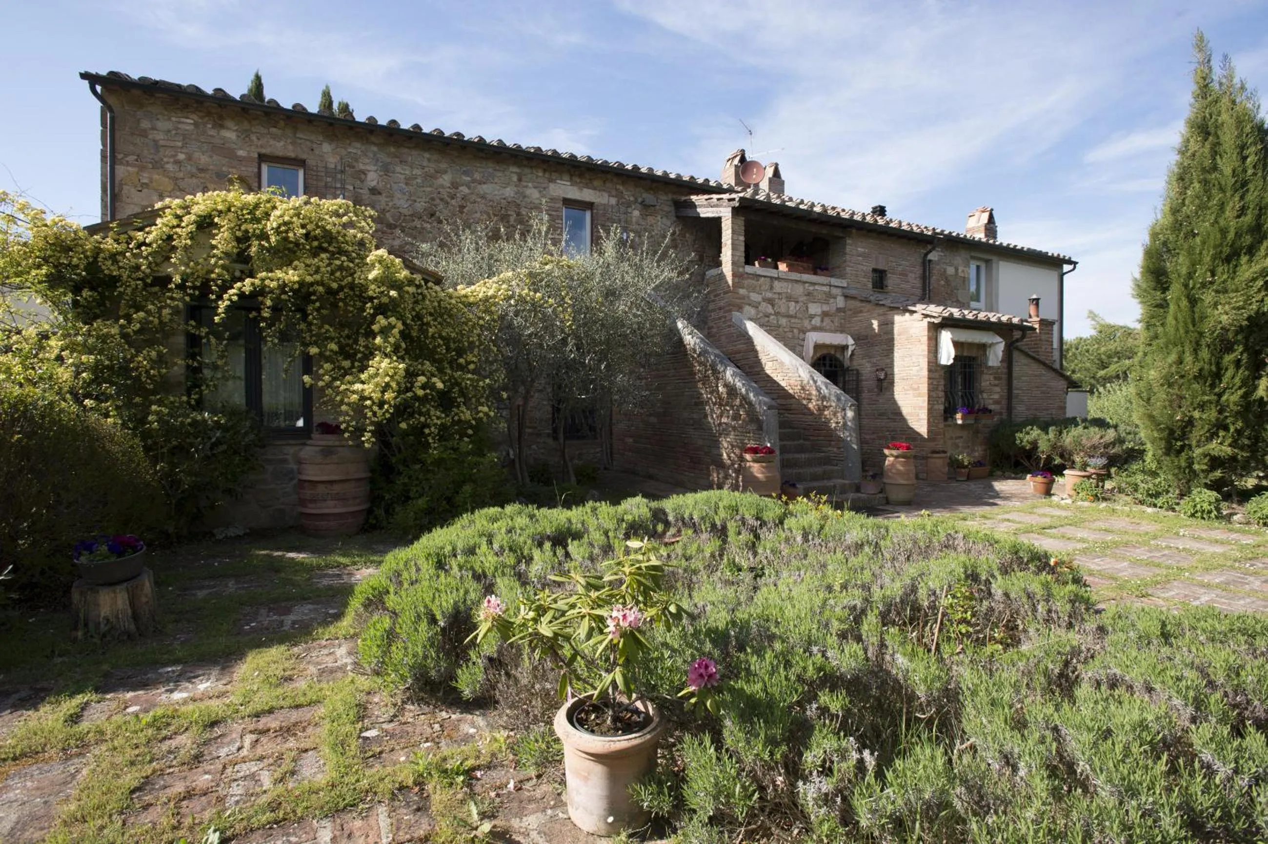 Facade/entrance in La Vittoria 10 – La Soglia della Val d’Orcia