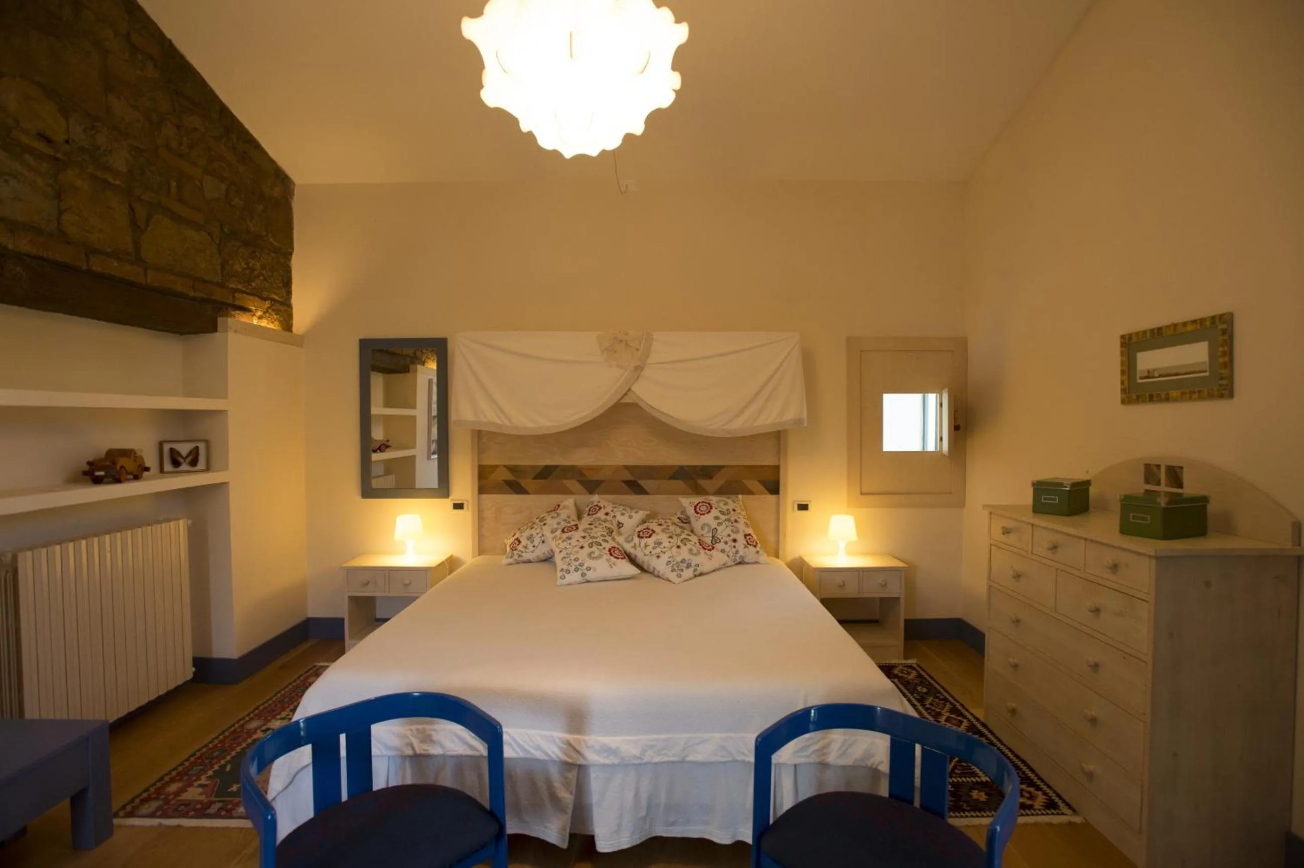 Bedroom, Bed in La Vittoria 10 – La Soglia della Val d’Orcia