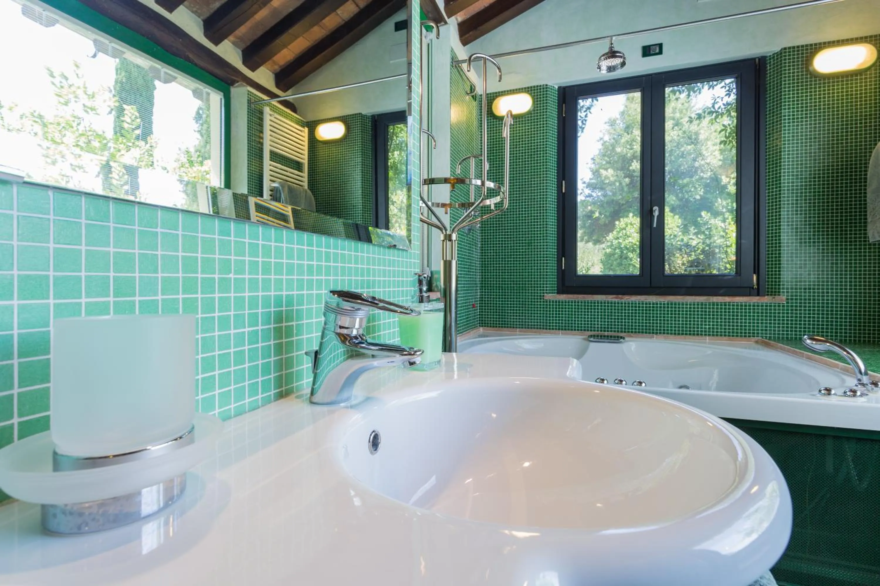 Bathroom in La Vittoria 10 – La Soglia della Val d’Orcia