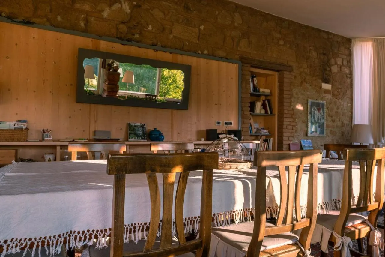 Seating area in La Vittoria 10 – La Soglia della Val d’Orcia