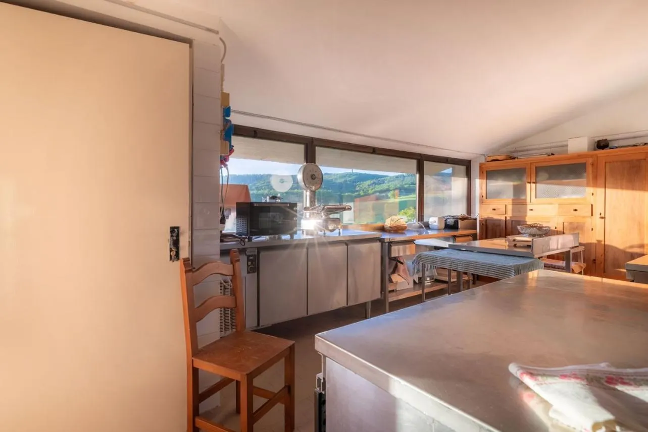 Kitchen or kitchenette in La Vittoria 10 – La Soglia della Val d’Orcia