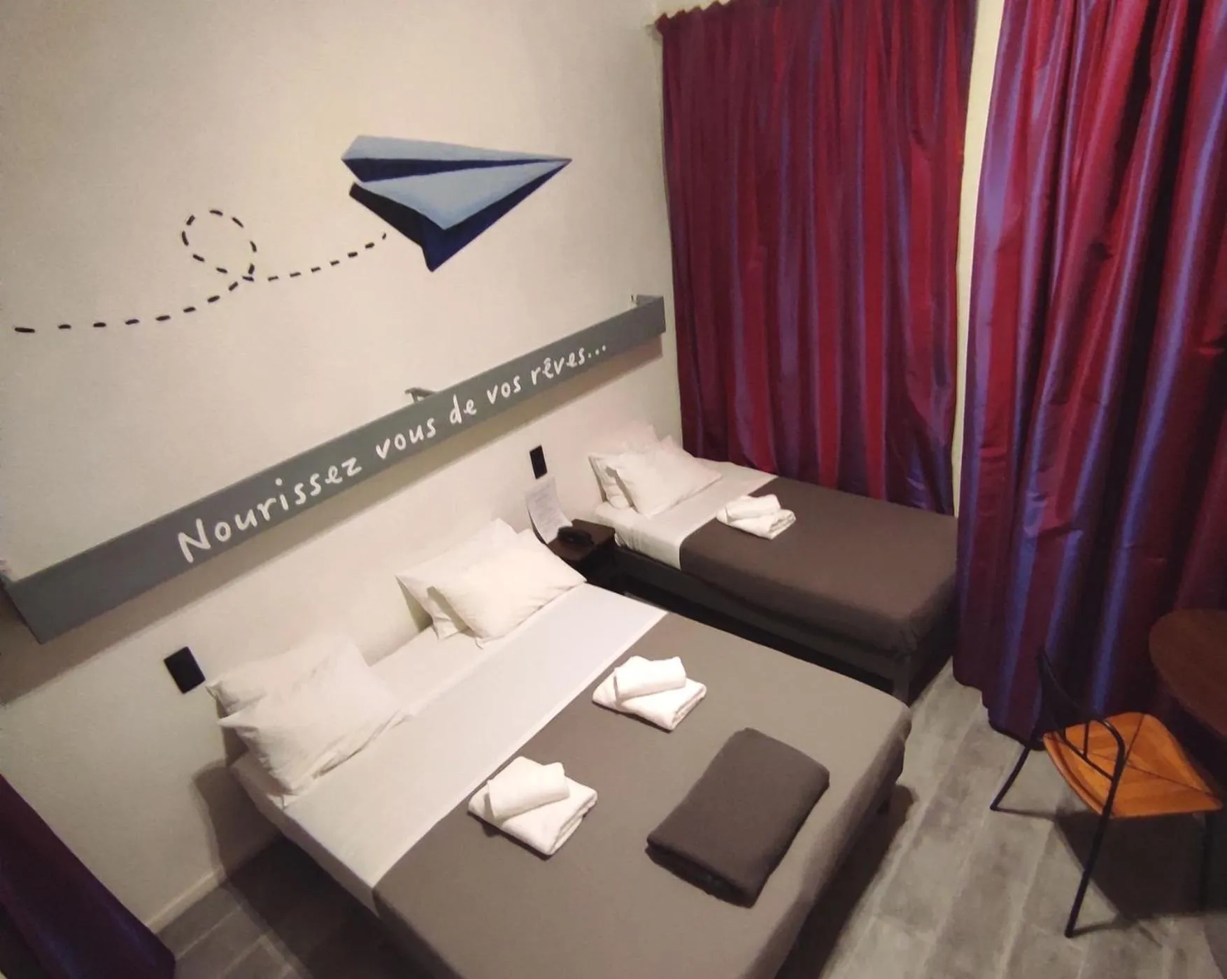 Bed in Hôtel De La Gare Nantes Station Hotel Nantes