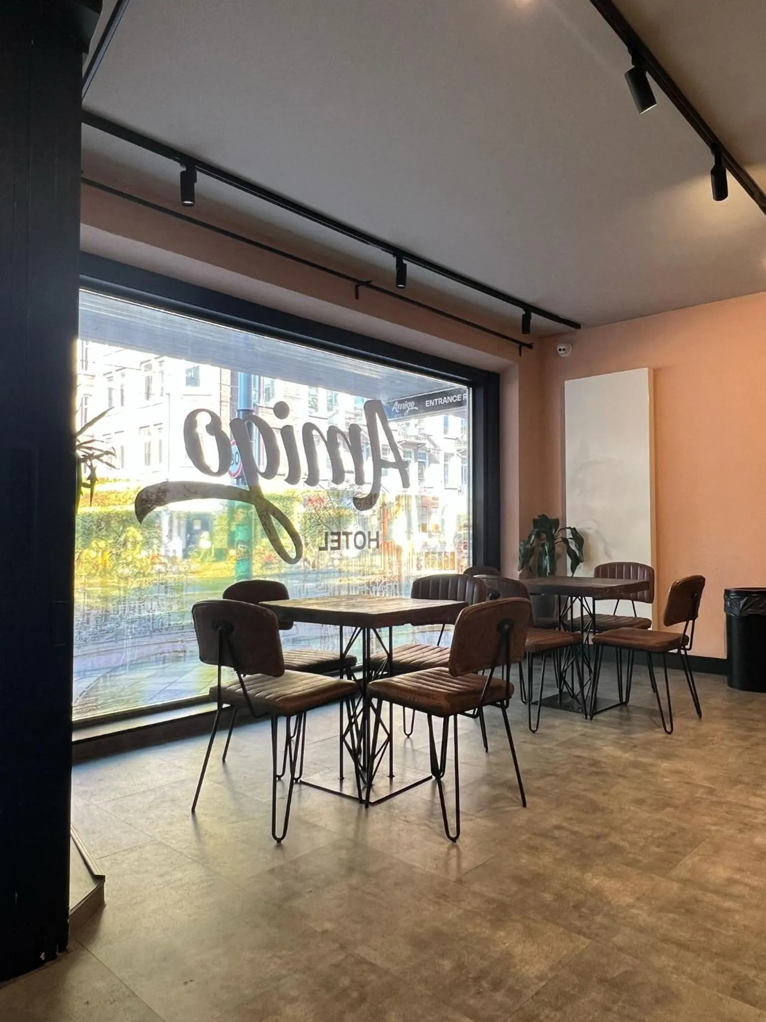 Lobby or reception in Amigo Hotel