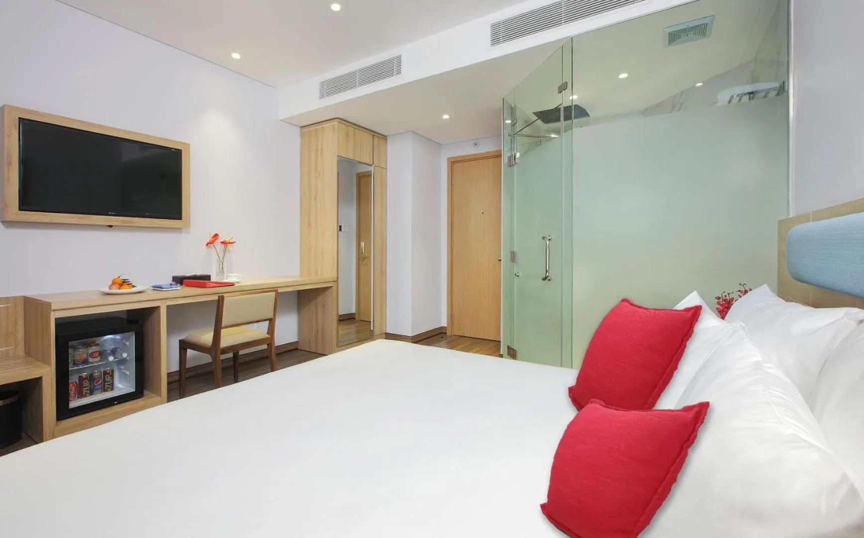 Bedroom, Bed in Adora Mira Riverside - Upgrading for your comfort