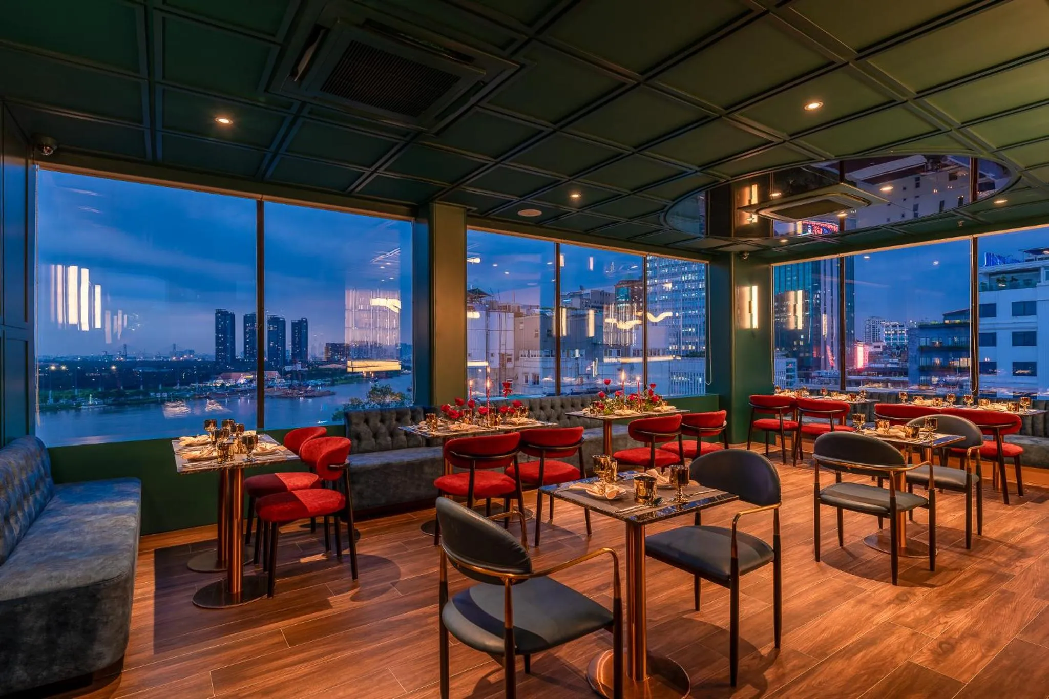 Restaurant/places to eat in Adora Mira Riverside