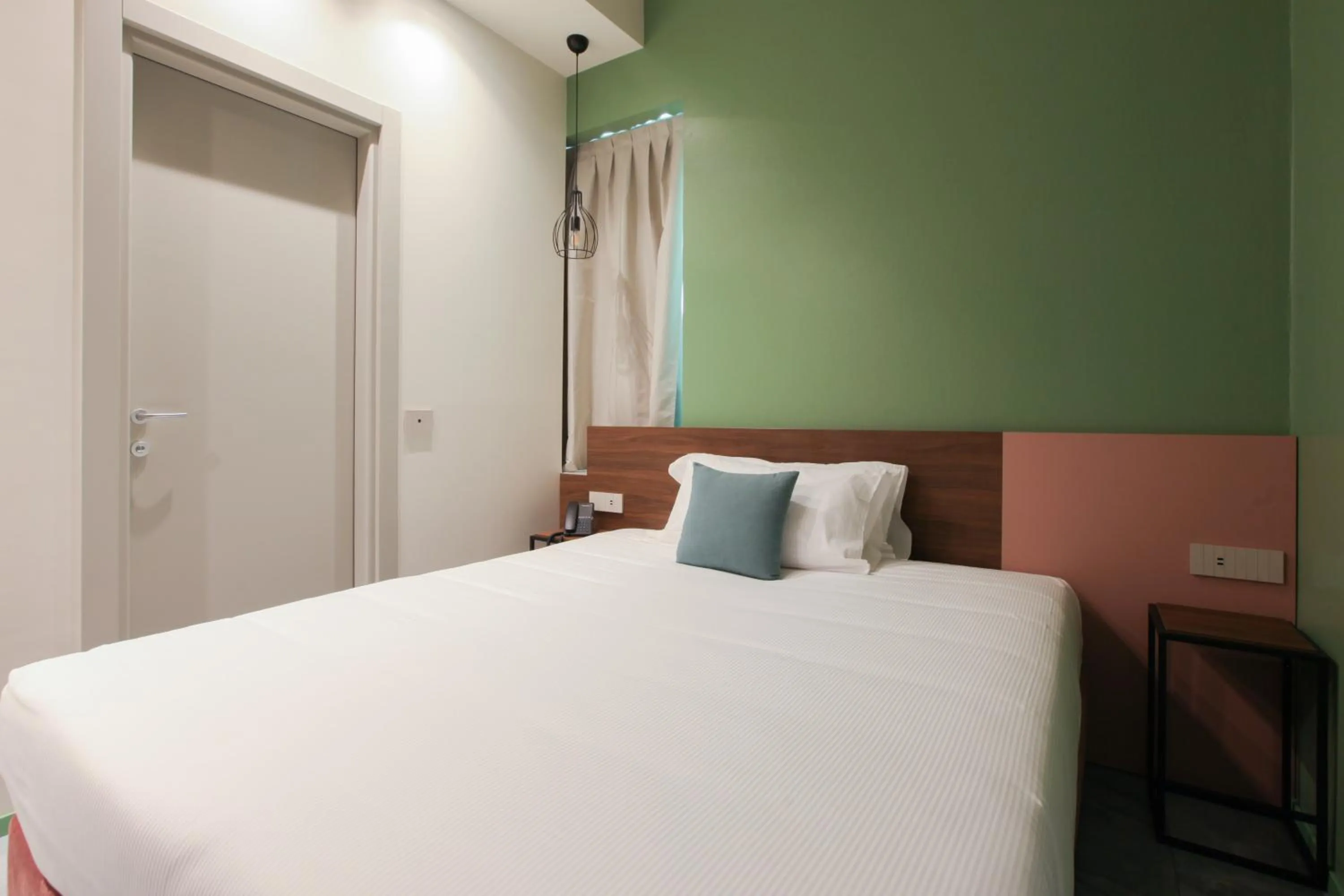 Photo of the whole room, Bed in The FLOOR