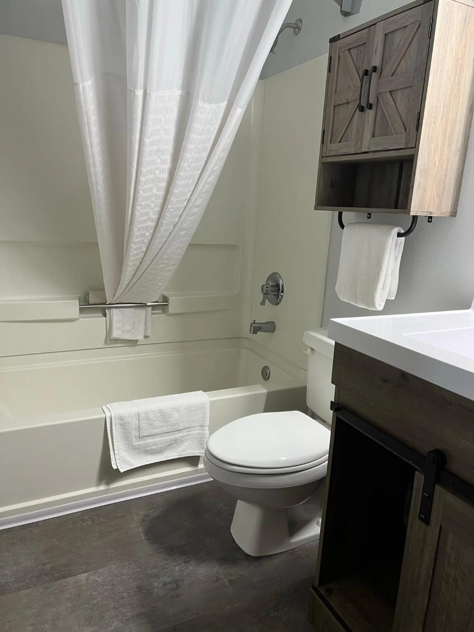 Heritage Inn Express