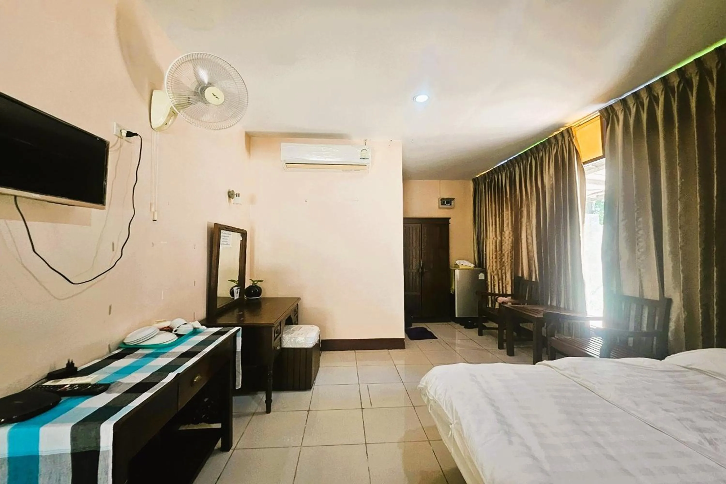 Bed in Thai Gallery Baantawai