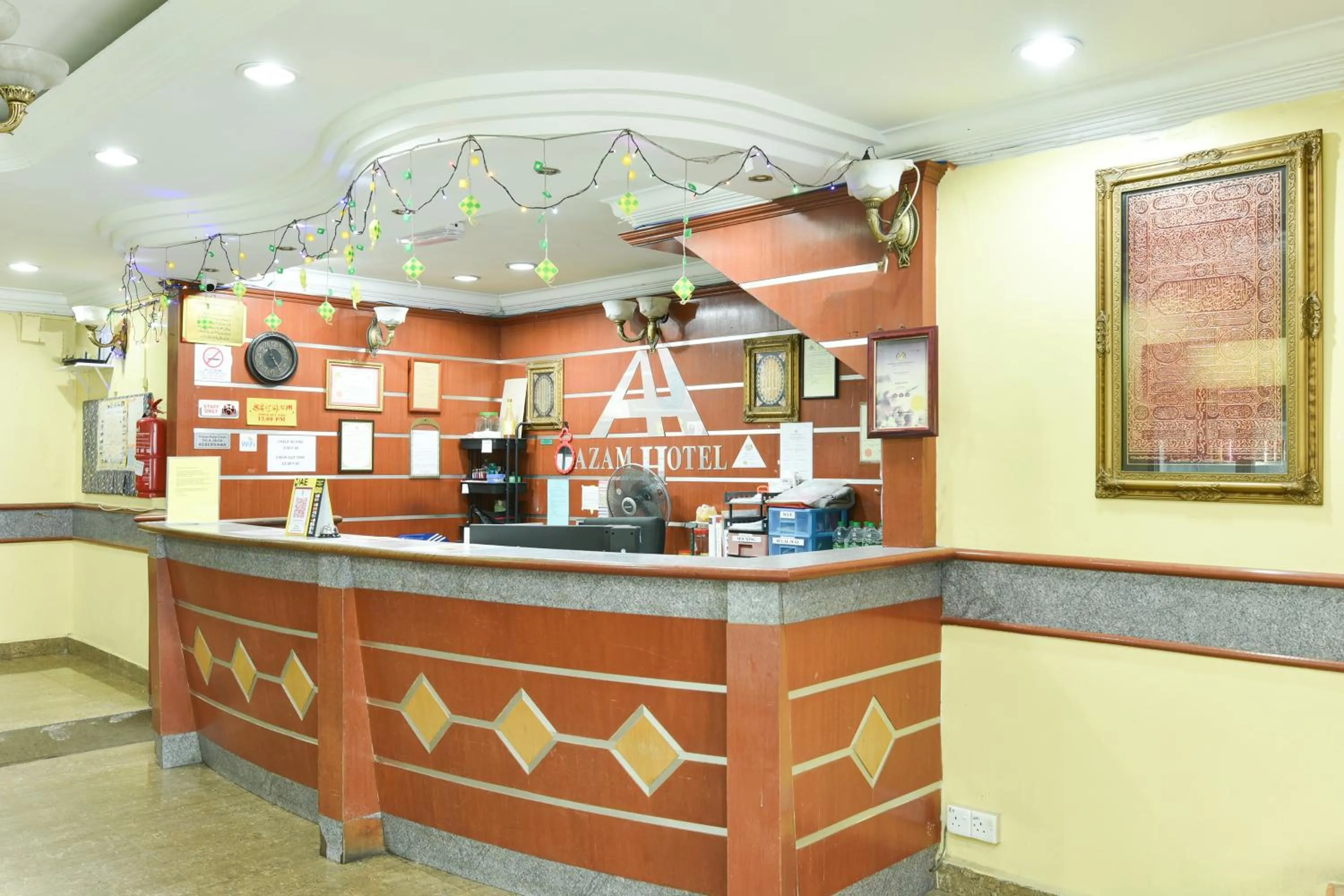 Lobby or reception in Hotel O Kota Bharu Near War Museum Formerly Azam Hotel