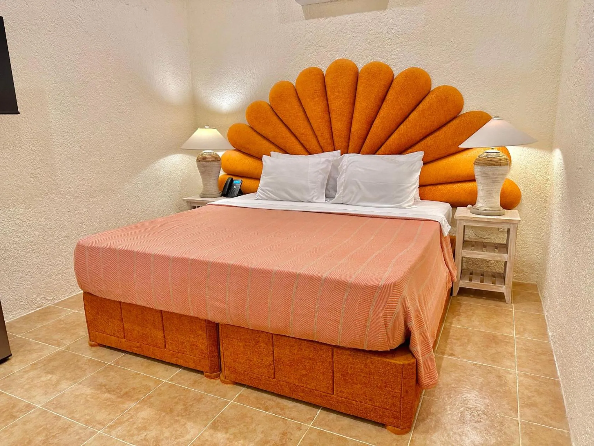 Bedroom, Bed in Coco Sunset Beach Resort