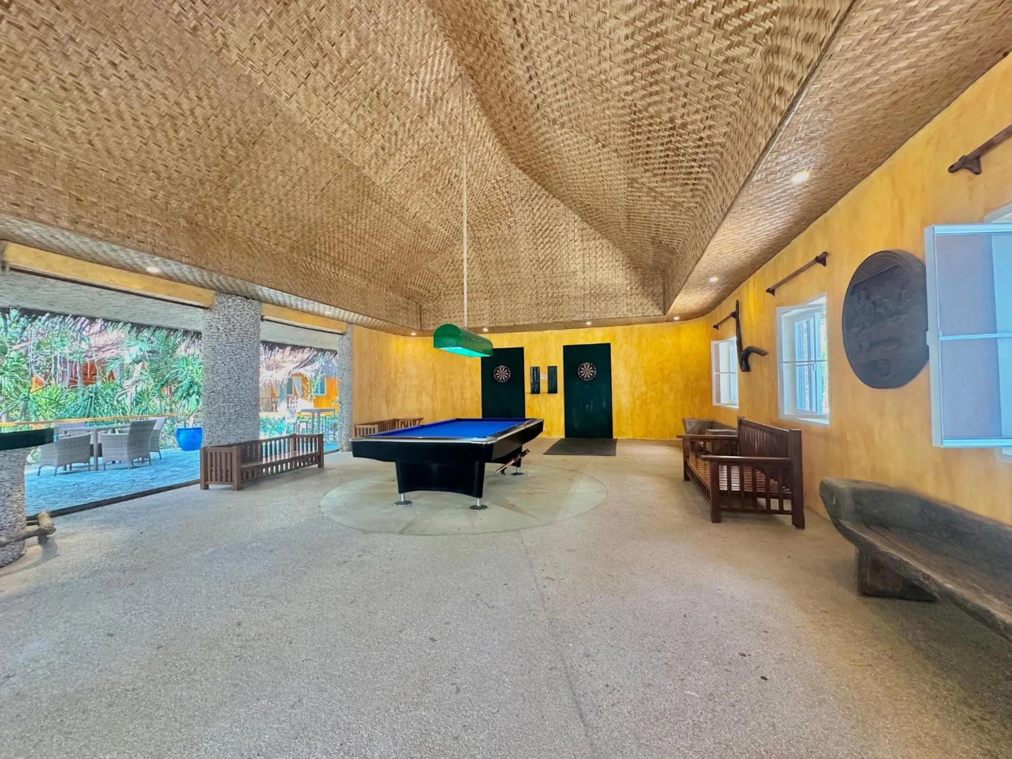 Game Room in Coco Sunset Beach Resort