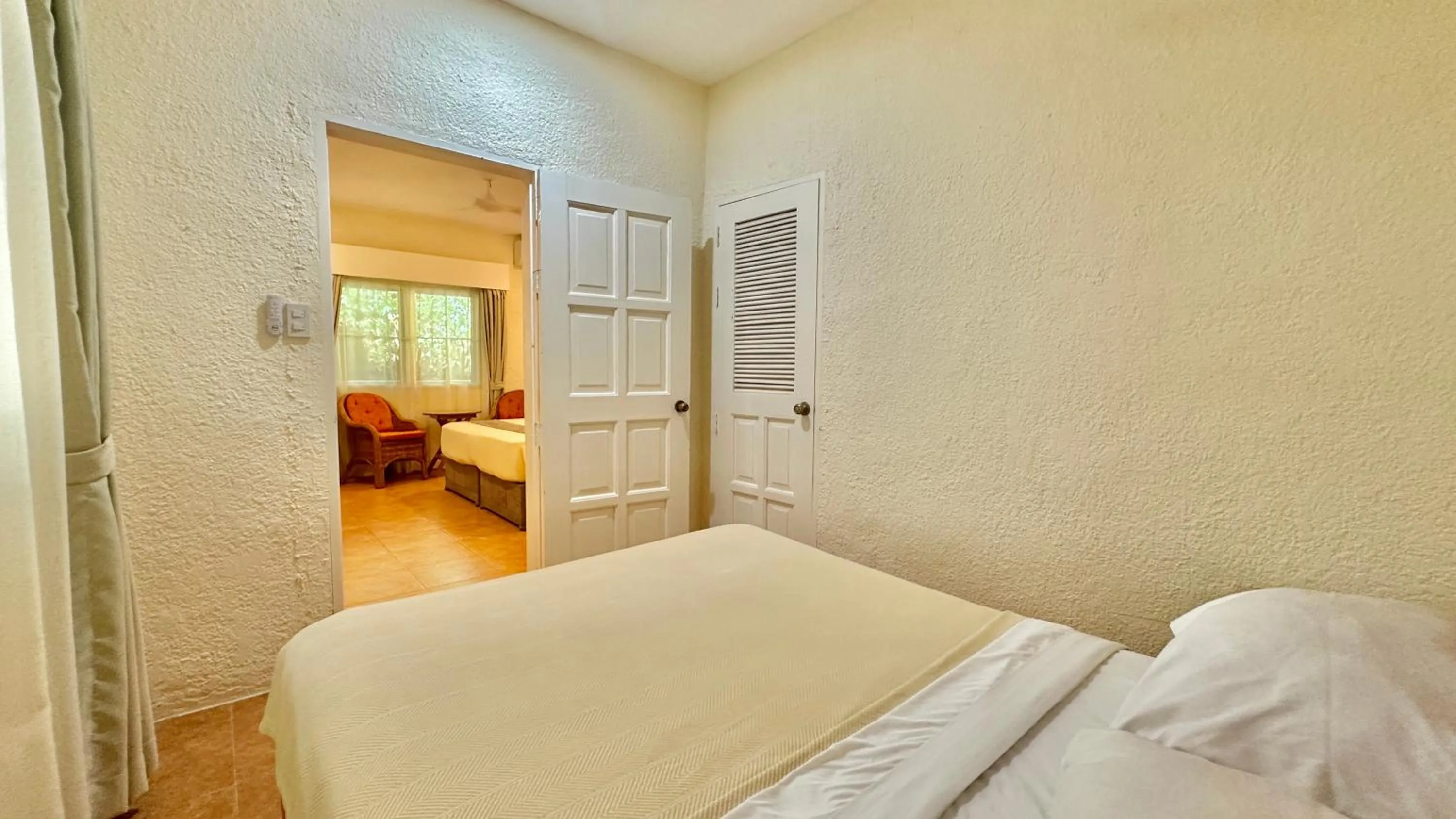 Bedroom, Bed in Coco Sunset Beach Resort