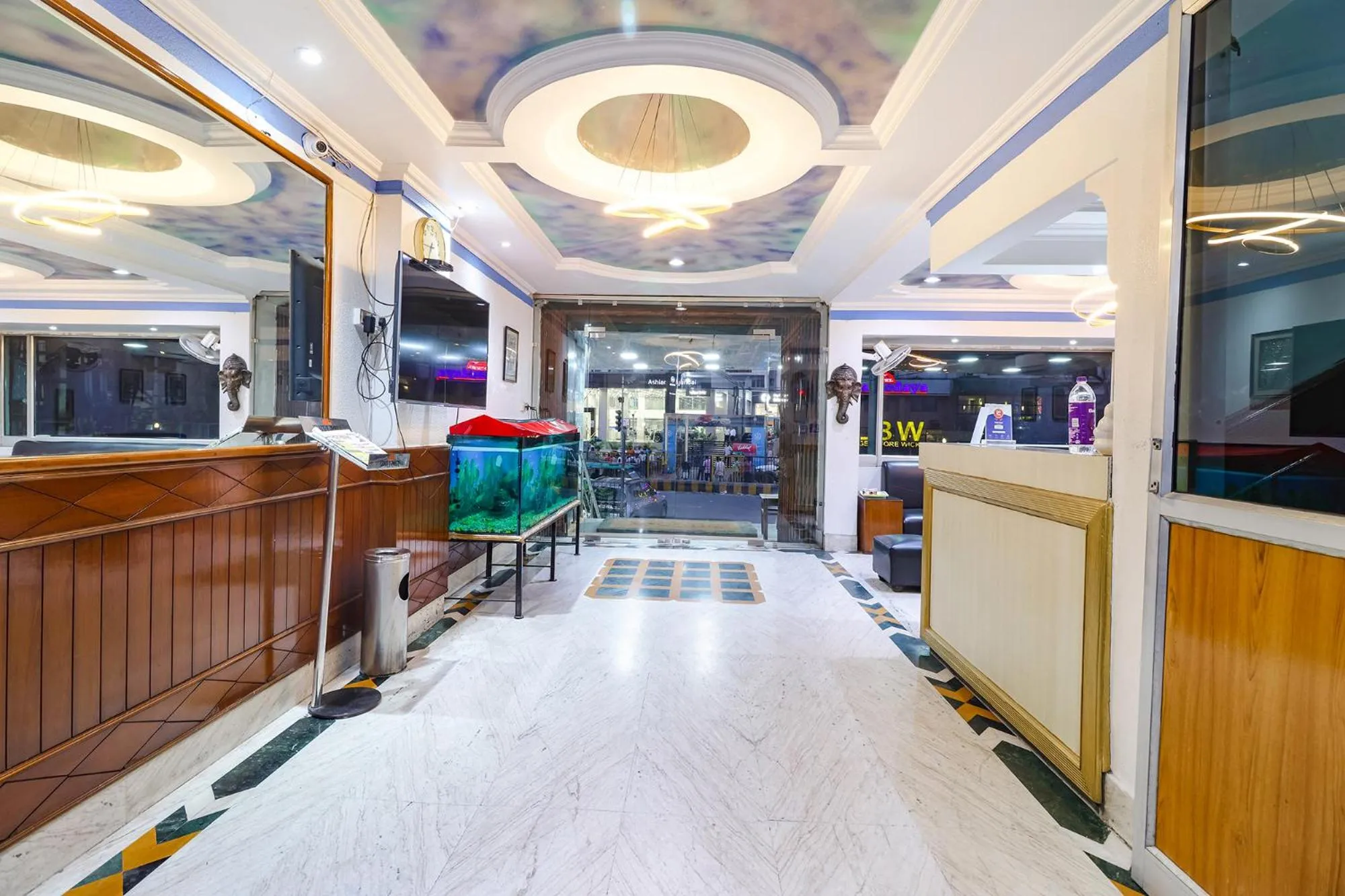 Lobby or reception in FabHotel Nand