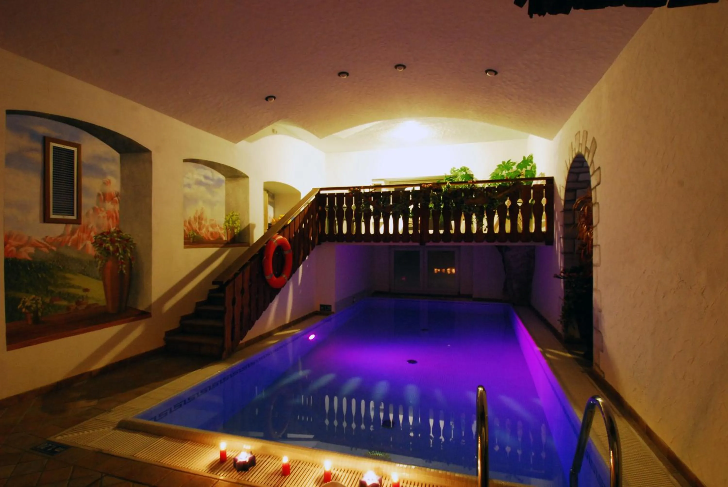 Swimming pool in G. Hotel Des Alpes (Classic since 1912)