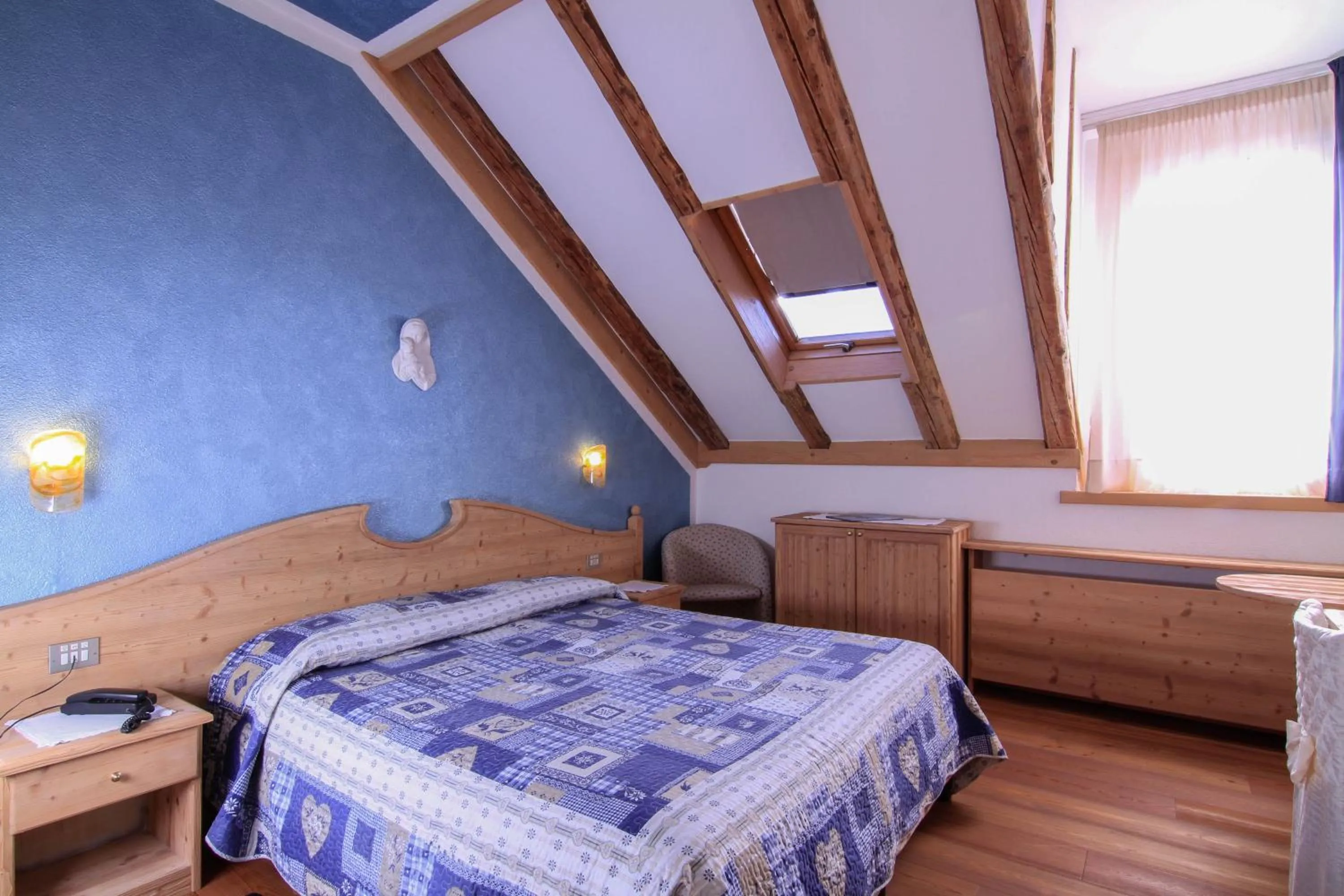 Bed in G. Hotel Des Alpes (Classic since 1912)