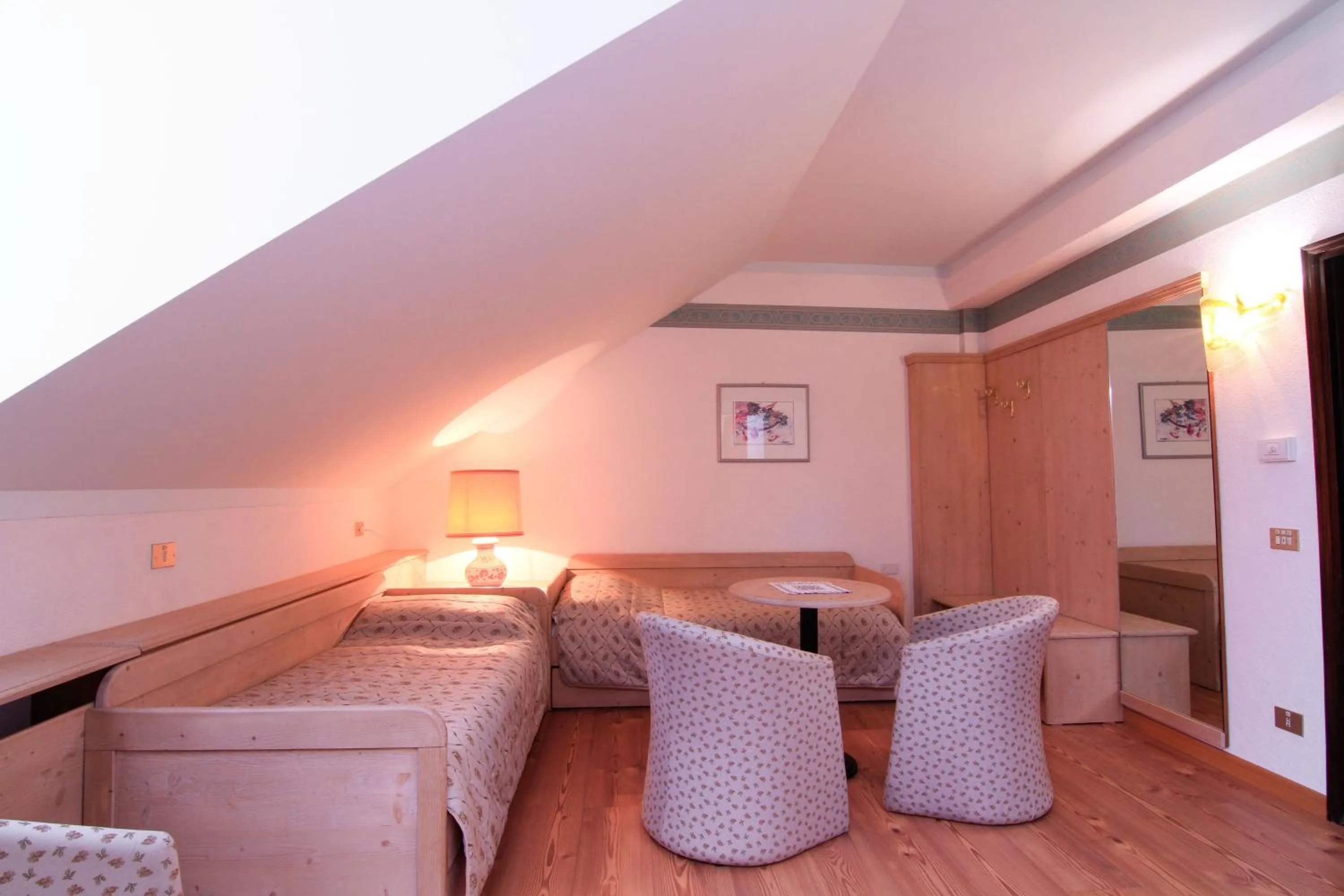 Bed in G. Hotel Des Alpes (Classic since 1912)