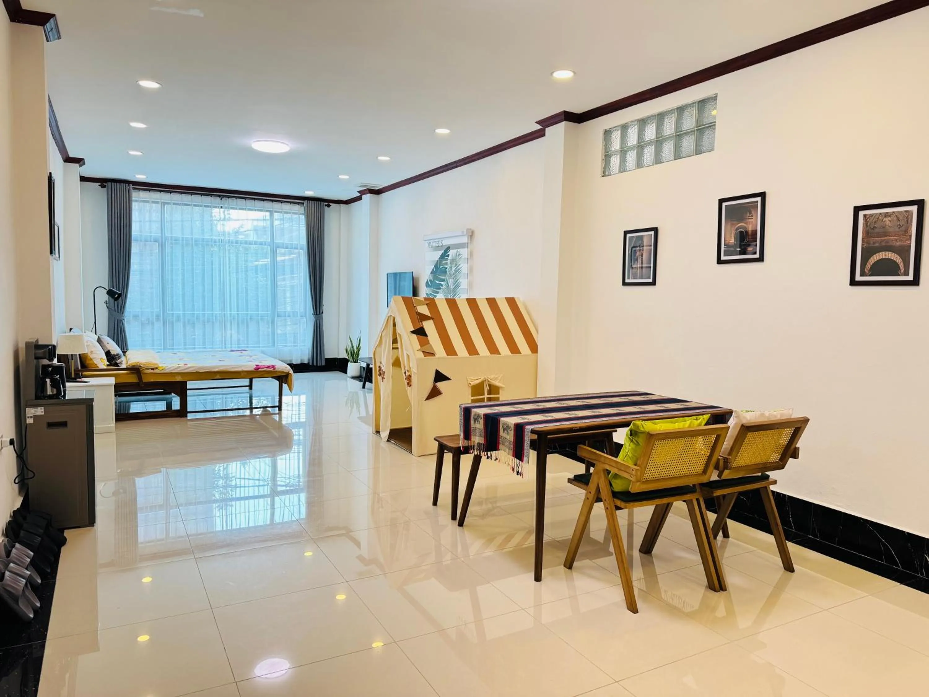 Living room in Vanida Hotel