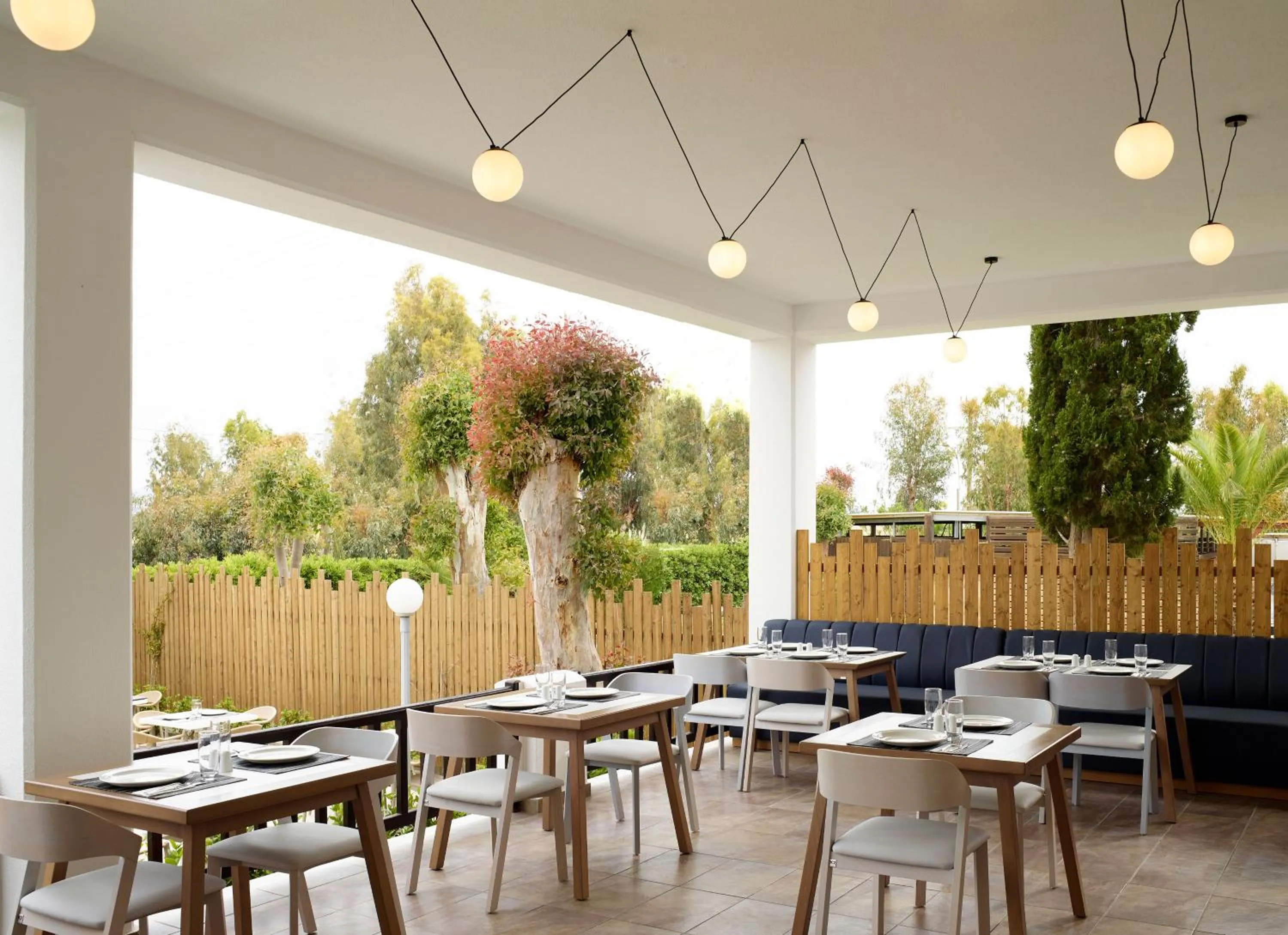 Restaurant/places to eat in Atlantica Marmari Beach