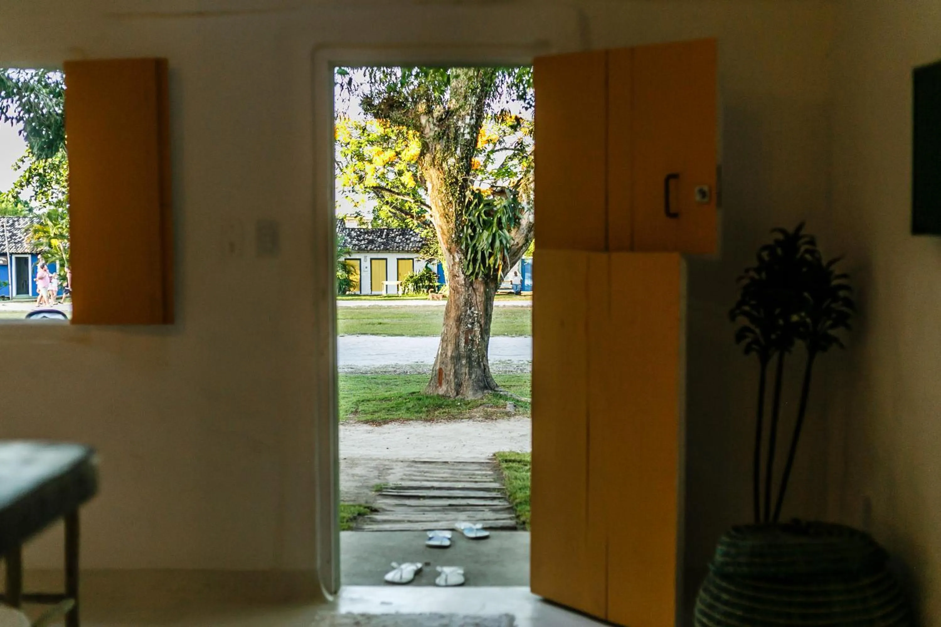 wardrobe in Pousada Sol da Manha QUADRADO