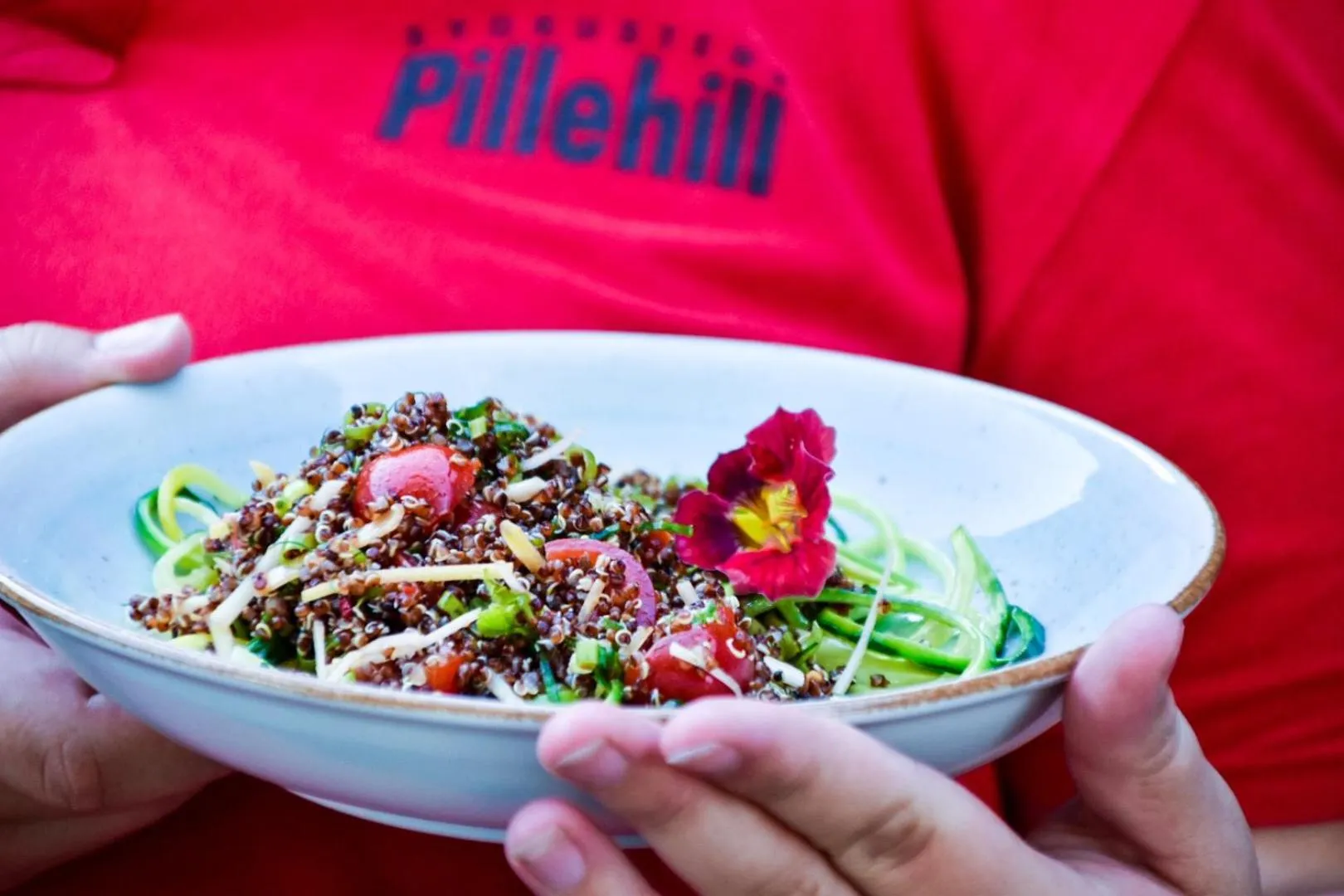 Staff in Sydkustens at Pillehill