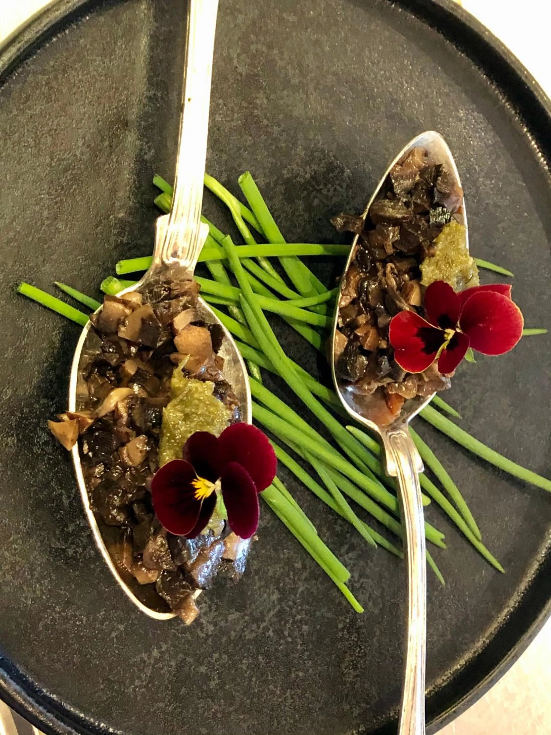 Restaurant/places to eat in Sydkustens at Pillehill