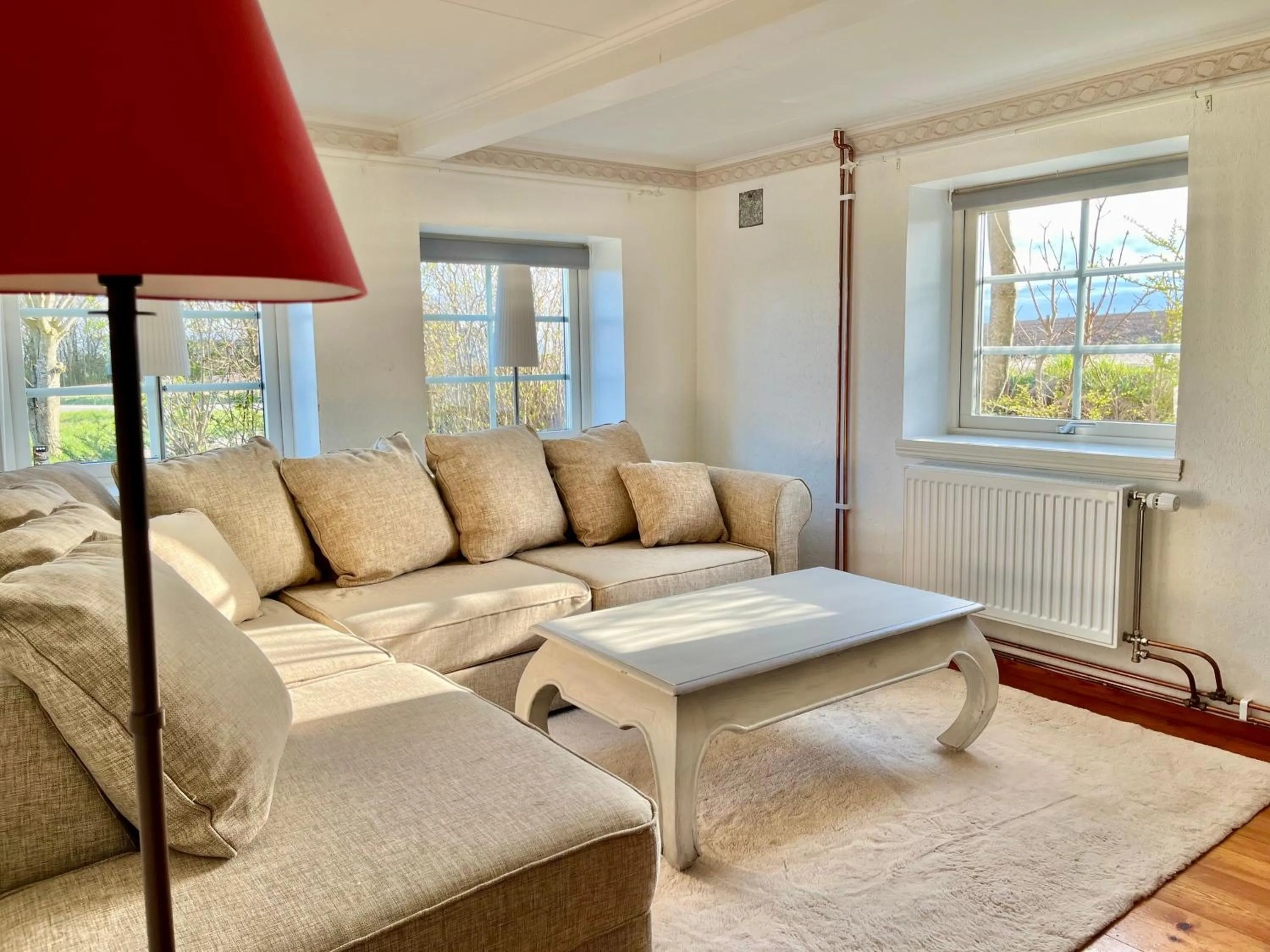 Living room in Sydkustens at Pillehill