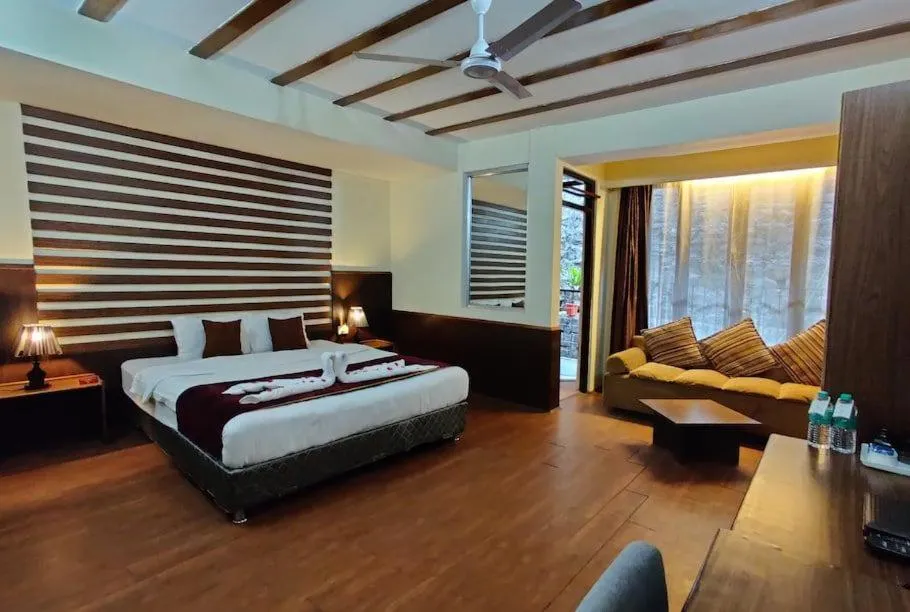 Bed in MayaTels - Maya Inn, Gangtok