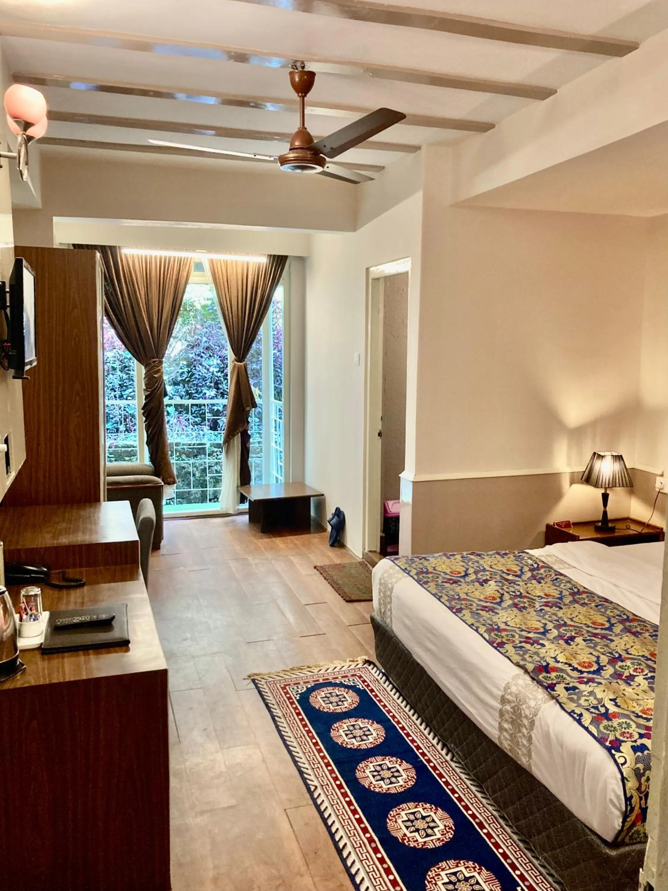 Bed in MayaTels - Maya Inn, Gangtok