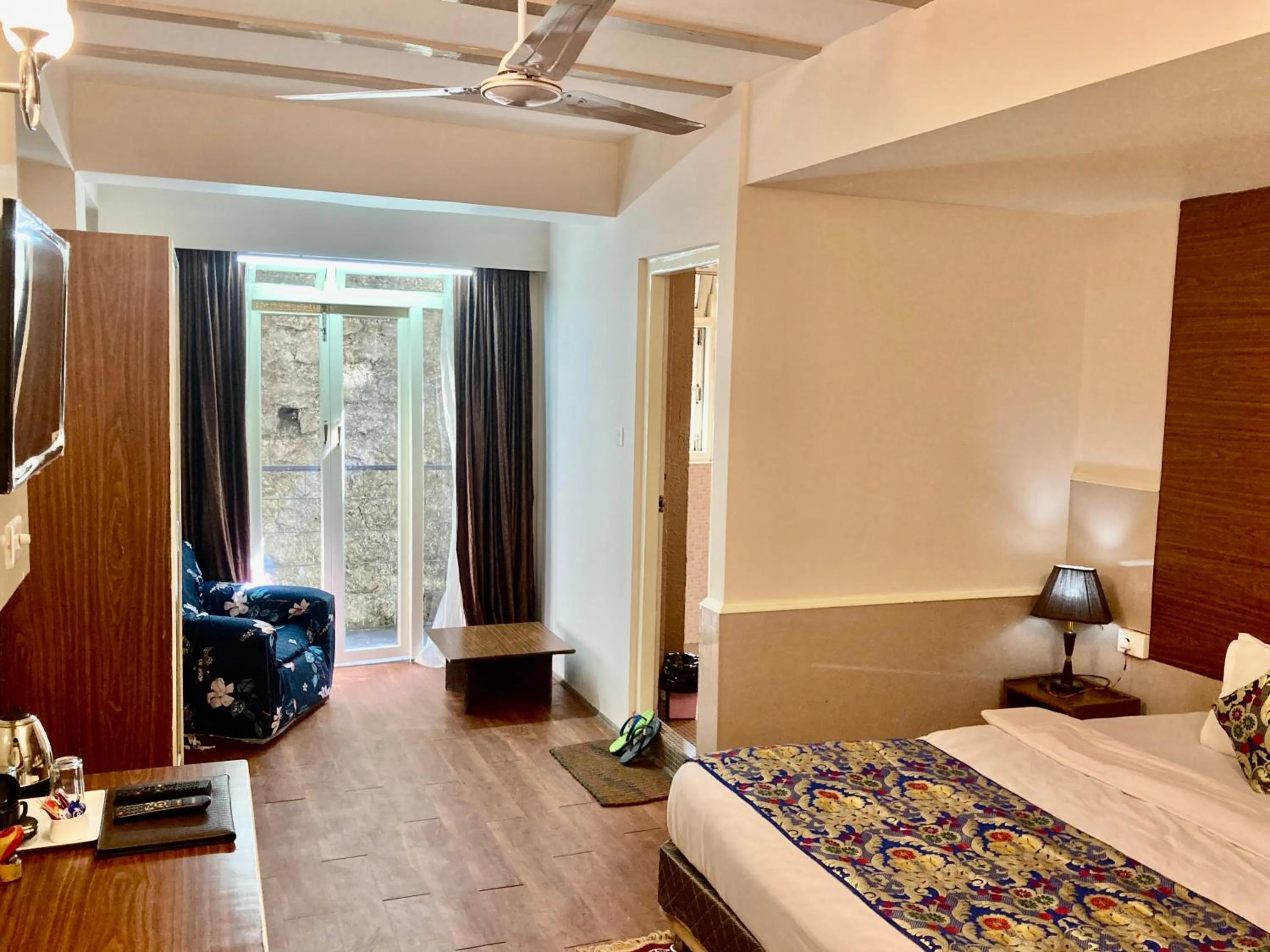 Bed in MayaTels - Maya Inn, Gangtok