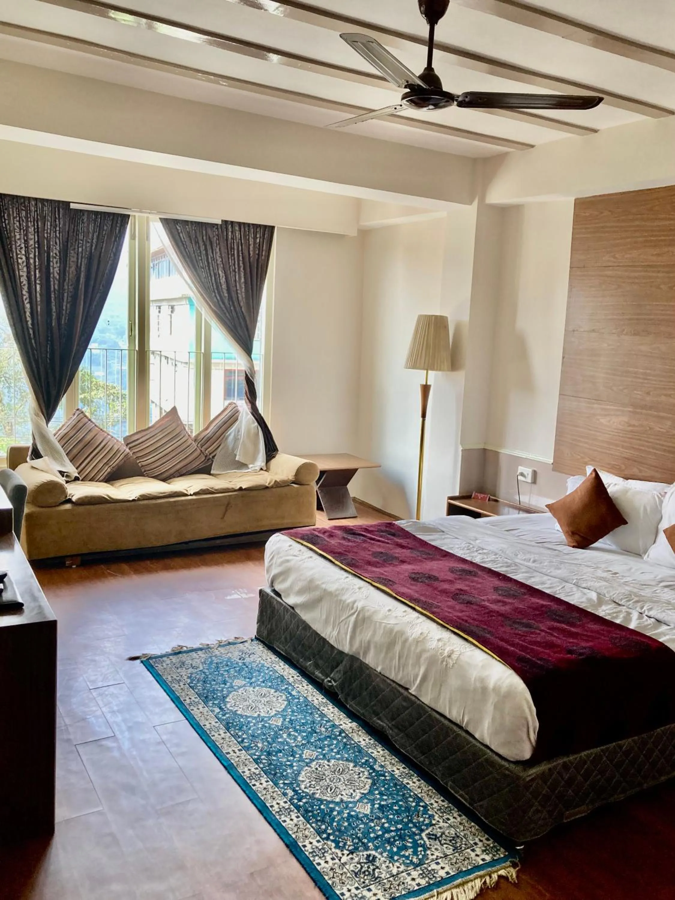 Bed in MayaTels - Maya Inn, Gangtok