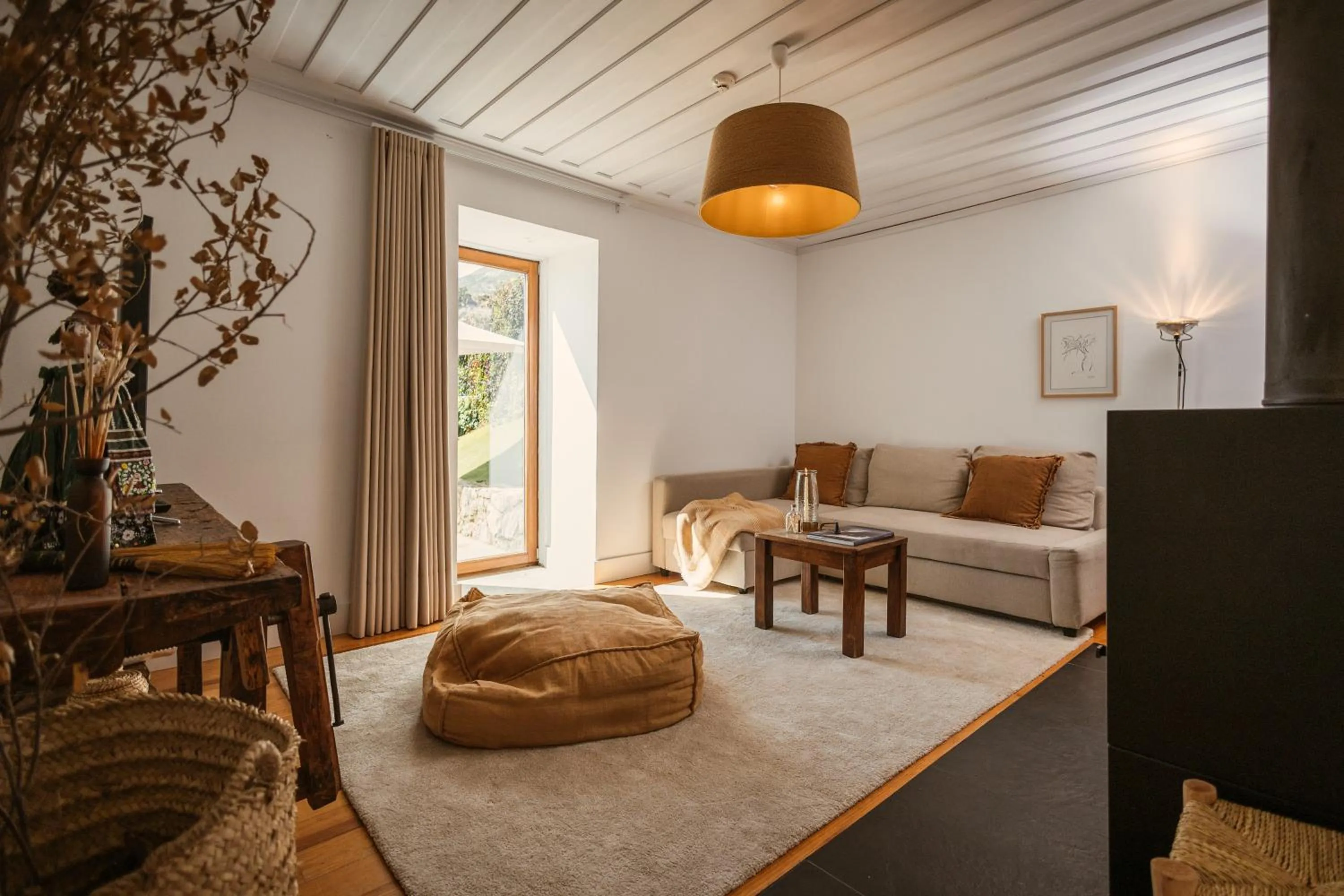 Living room in Cerquido by NHôme