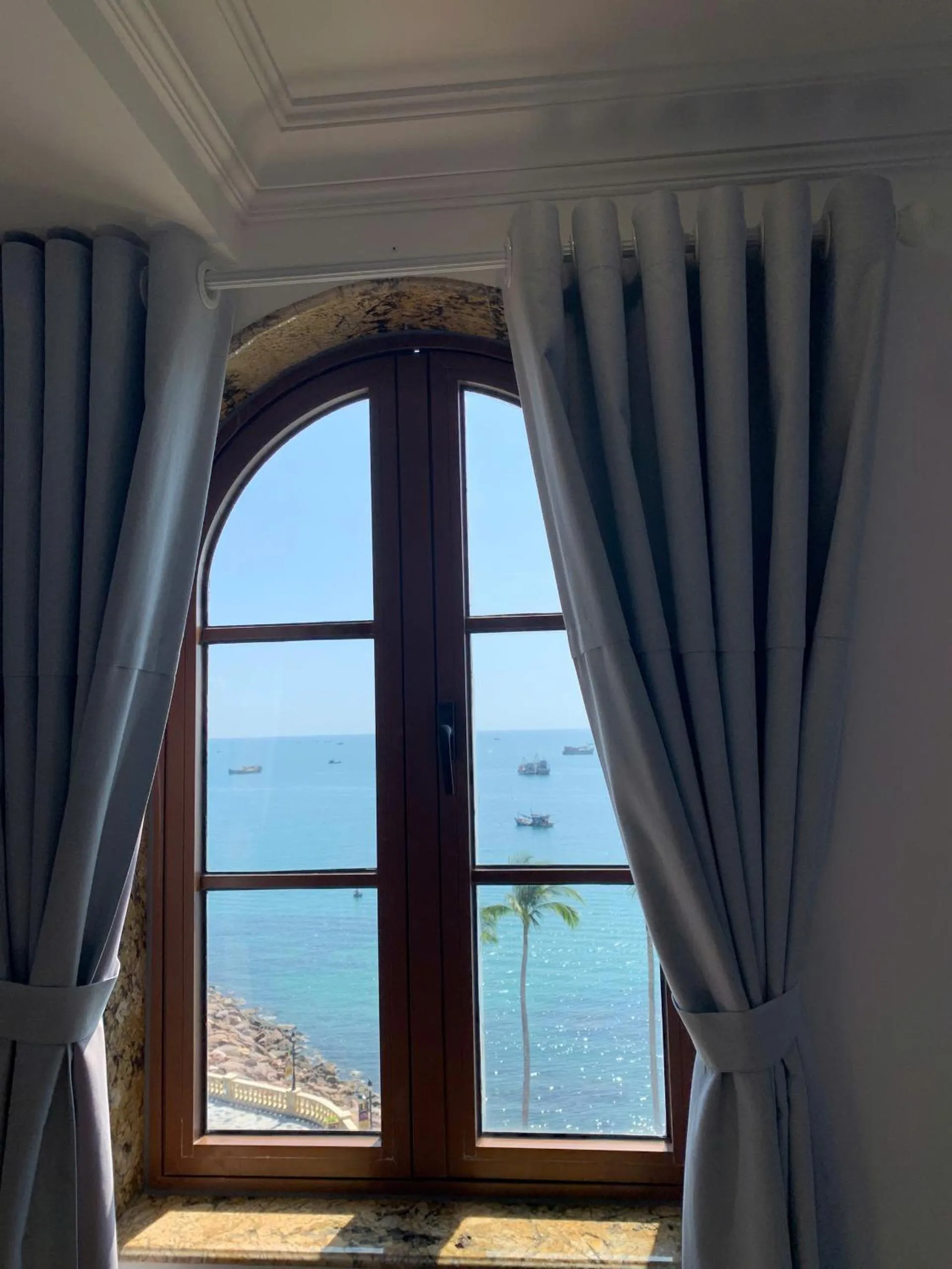 Natural landscape in The Room Hotel - Starbucks