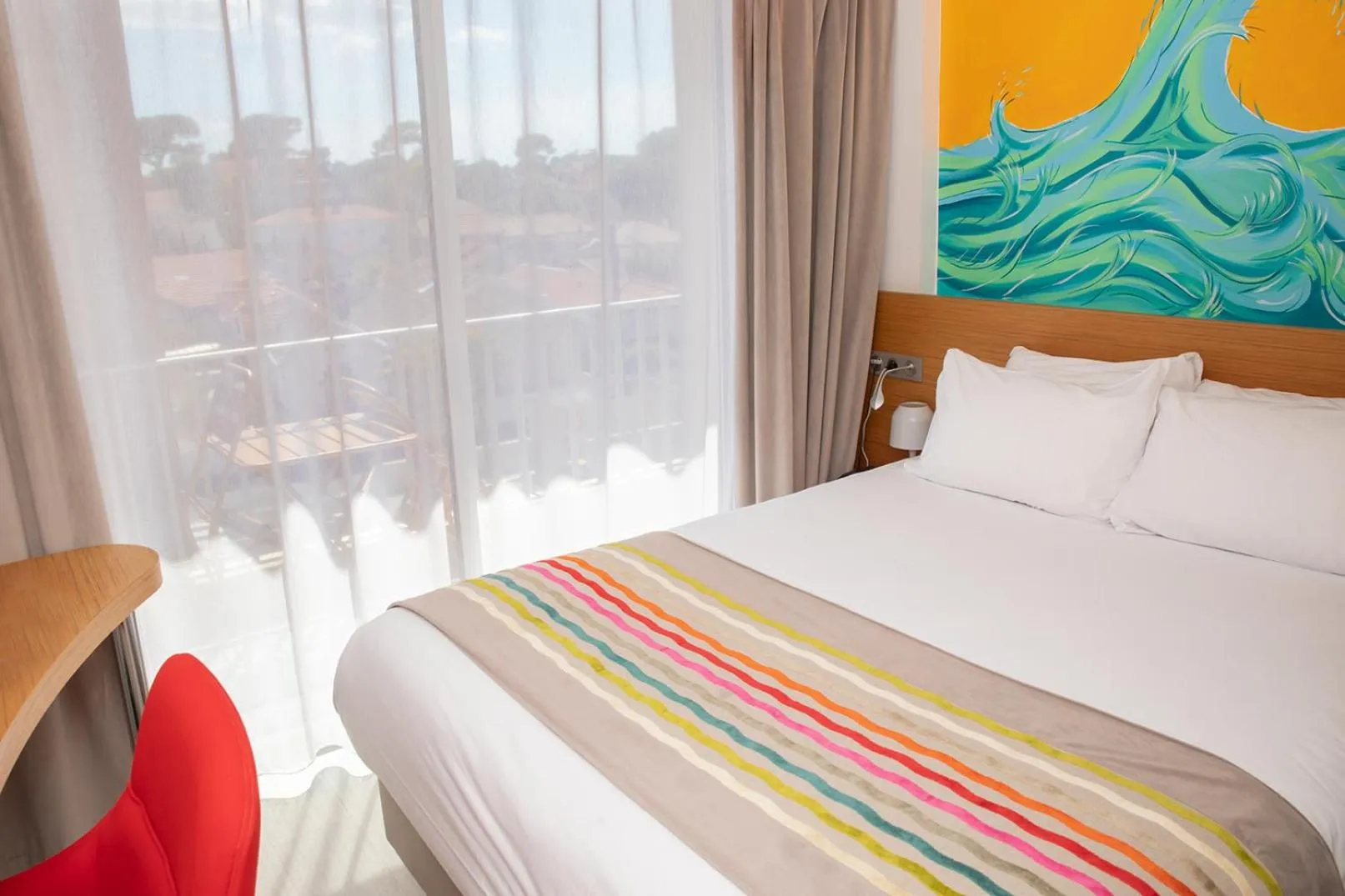 Bed in Best Western Arcachon Le Port