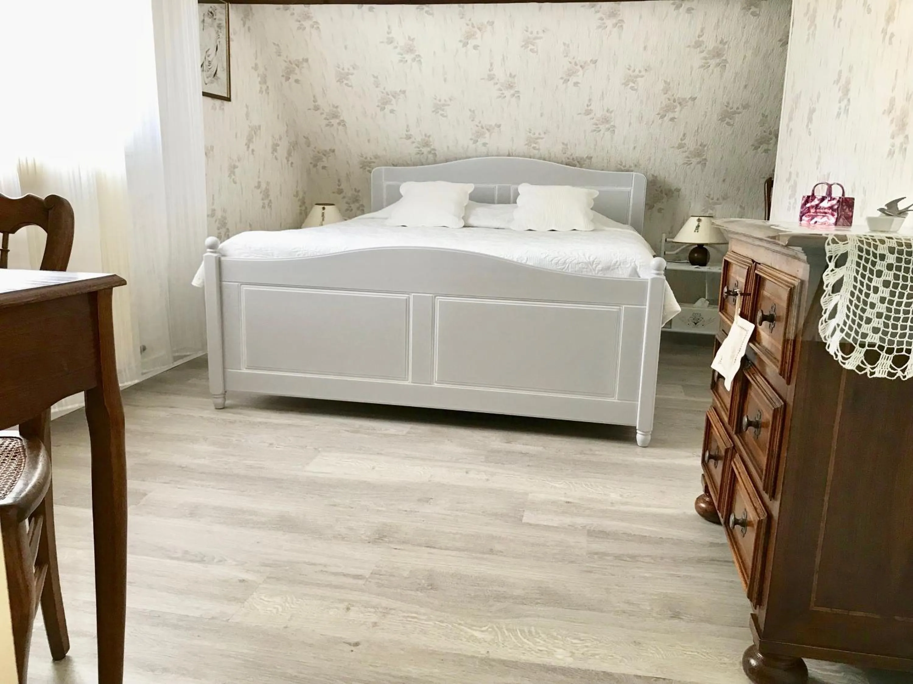 Photo of the whole room, Bed in Le Franquevillette