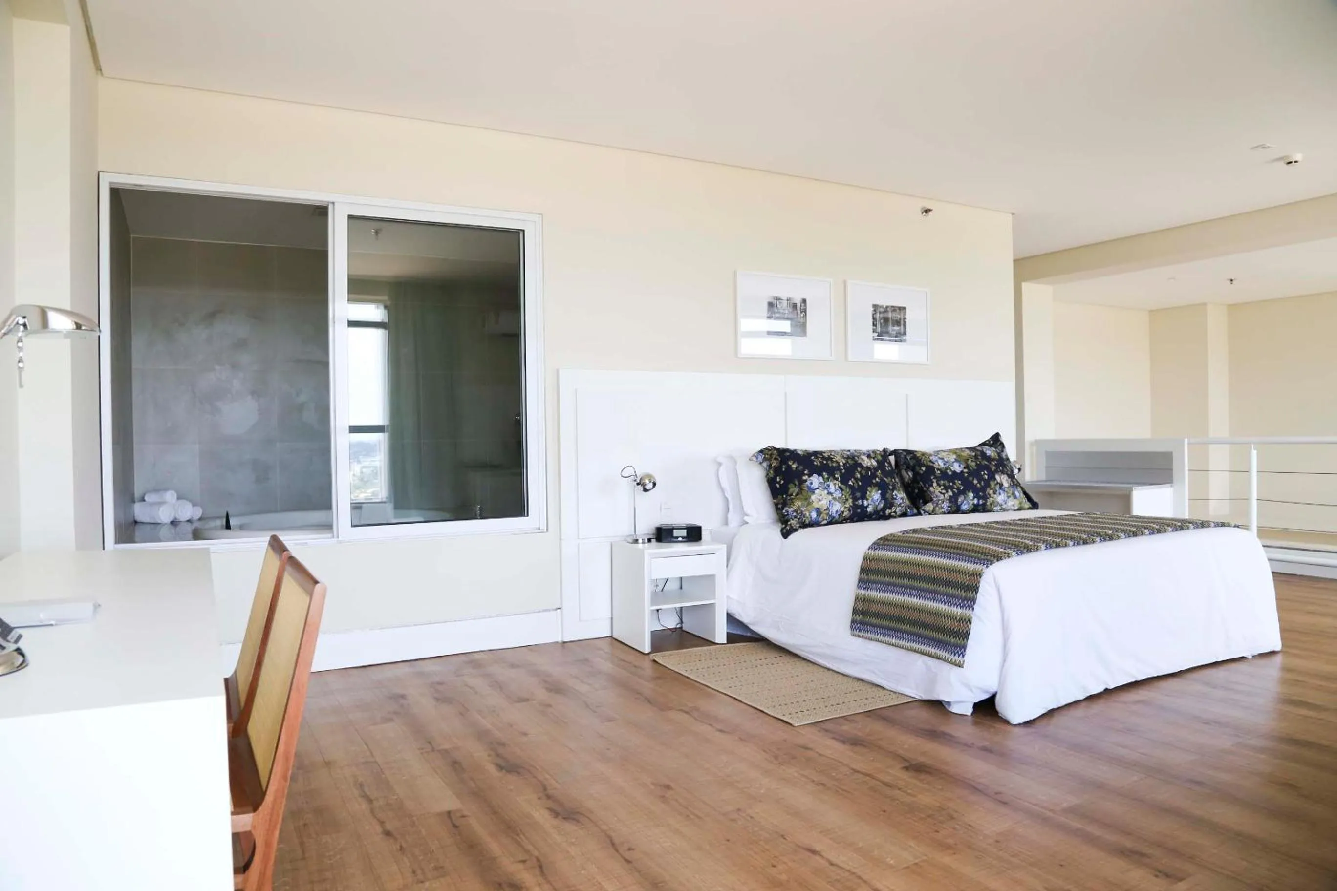 Bed in Vitória Hotel Convention Paulínia