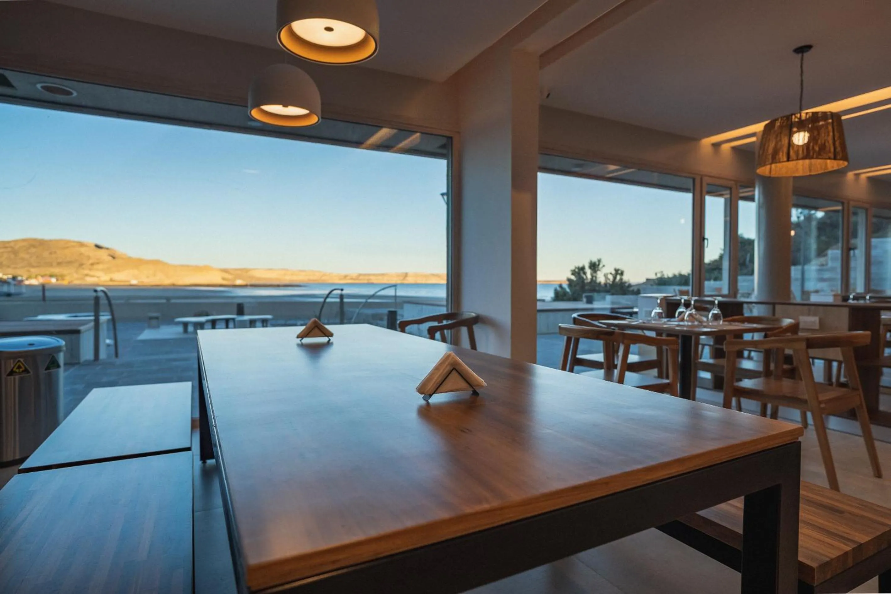 Restaurant/places to eat in Rayentray Puerto Piramides