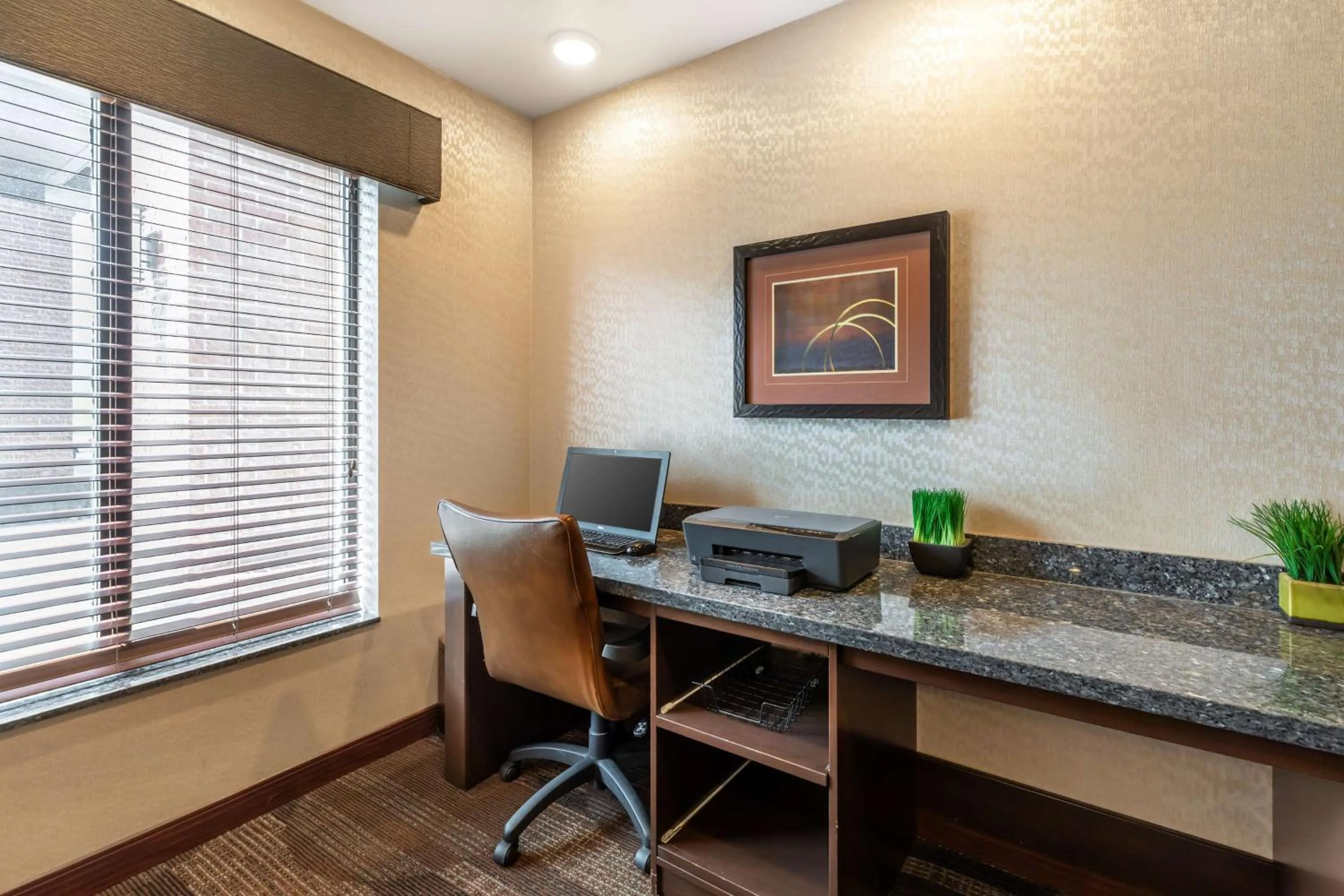 Business facilities in Best Western PLUS Casper Inn & Suites