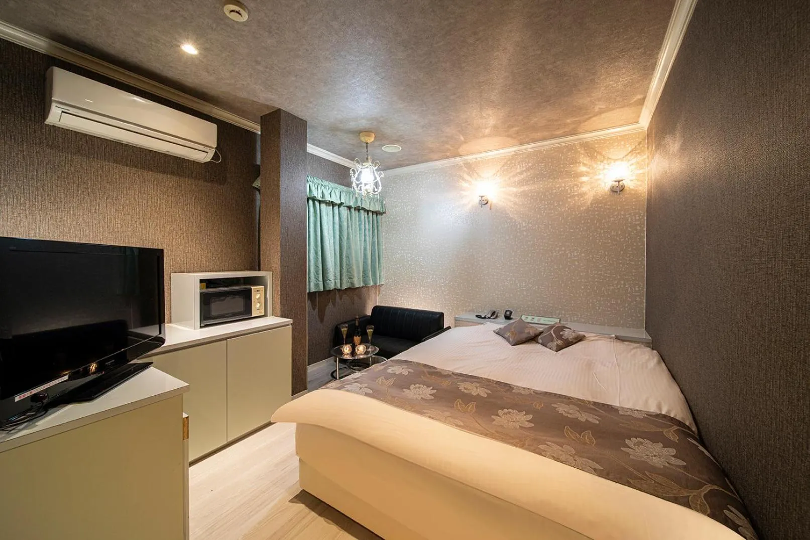 Bed in ホテル リベラル 男塾ホテルグループ