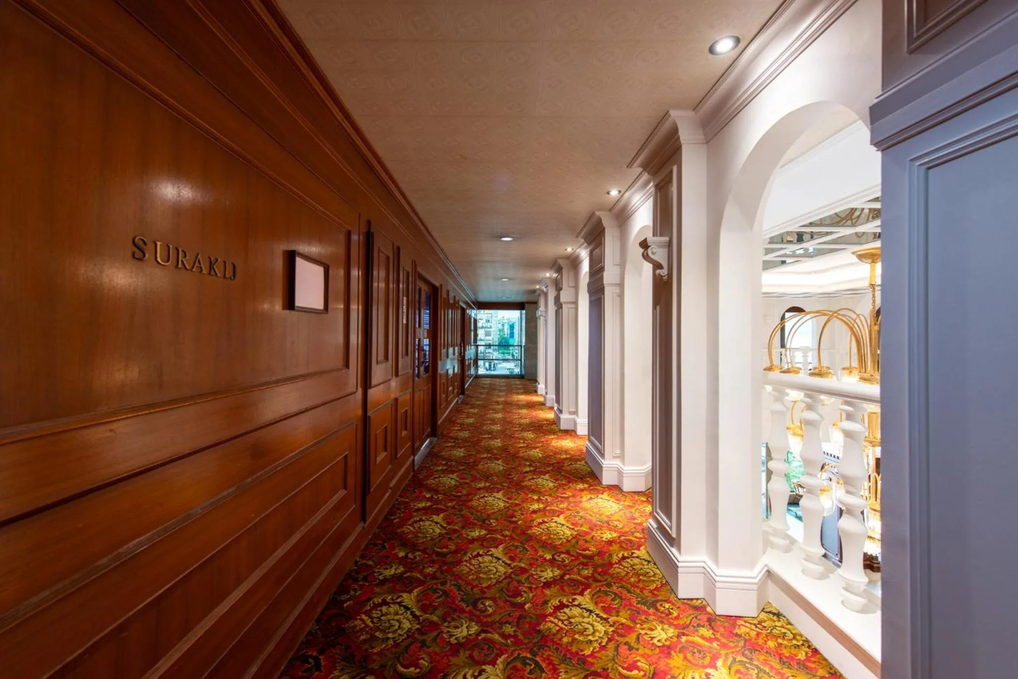 Property building in Elizabeth Hotel