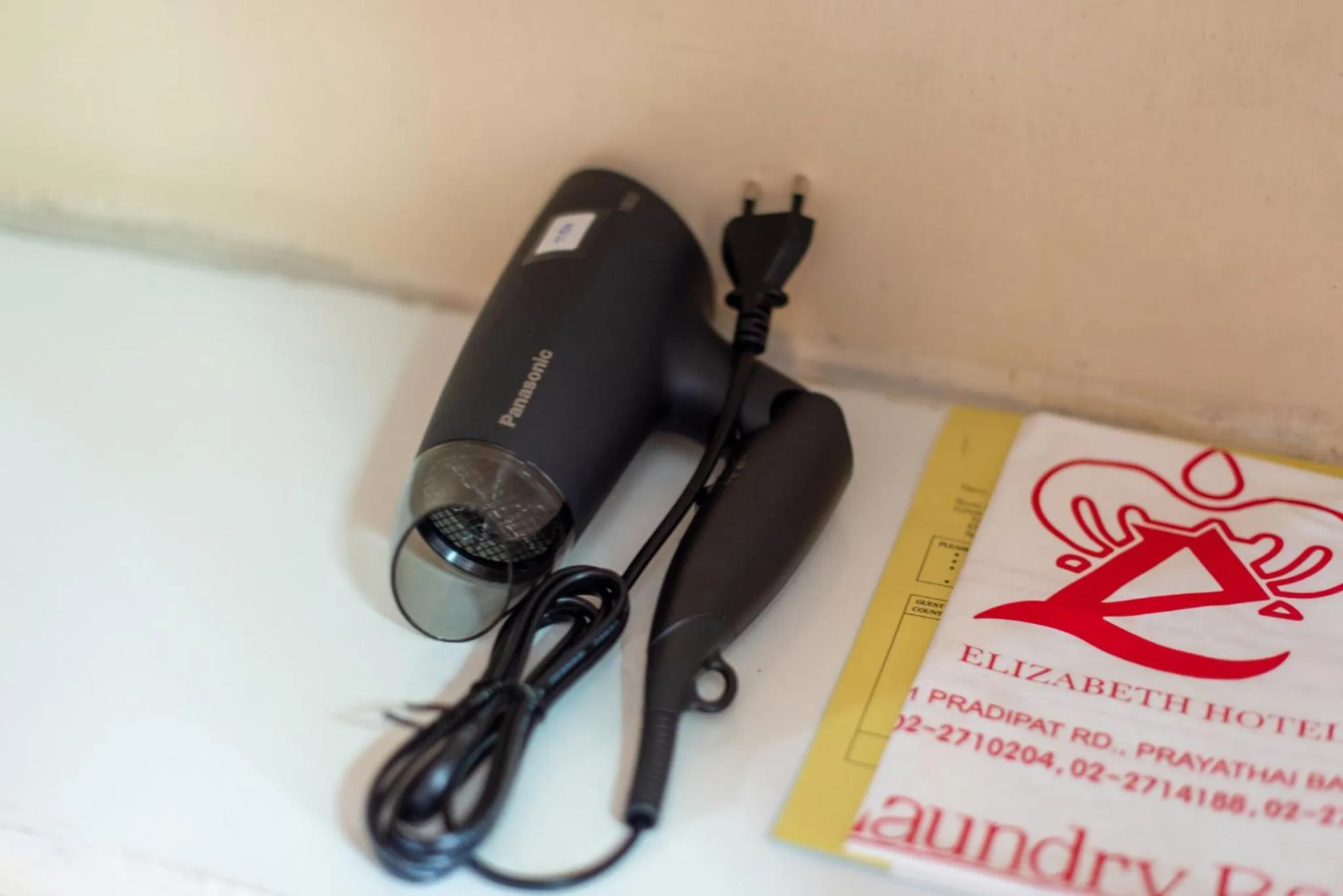 Photo of the whole room in Elizabeth Hotel