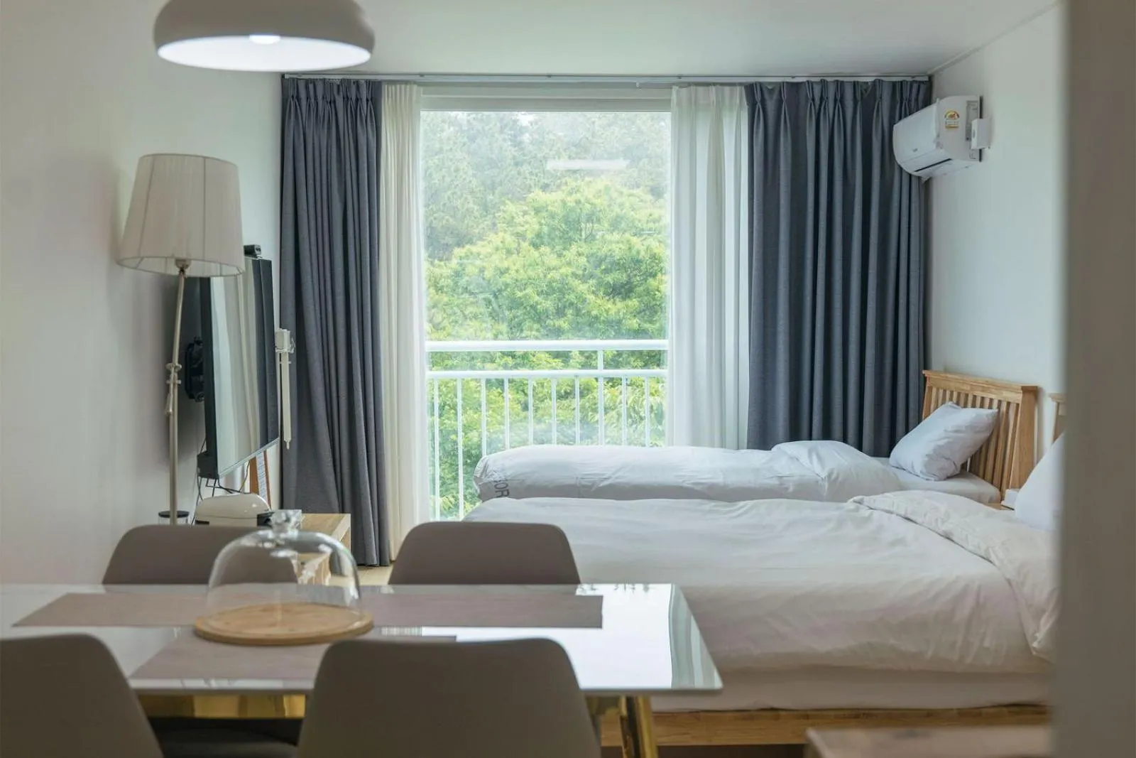 Mountain view, Bed in Zio Pinetree