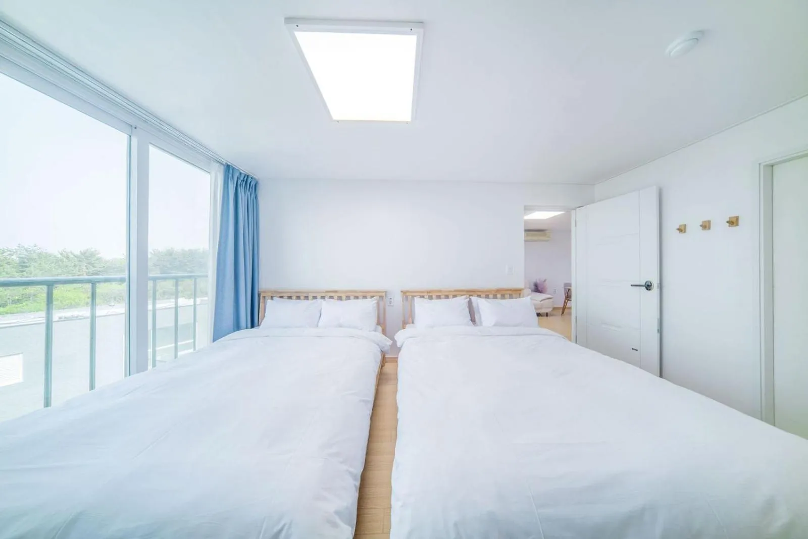 Bedroom, Bed in Zio Pinetree