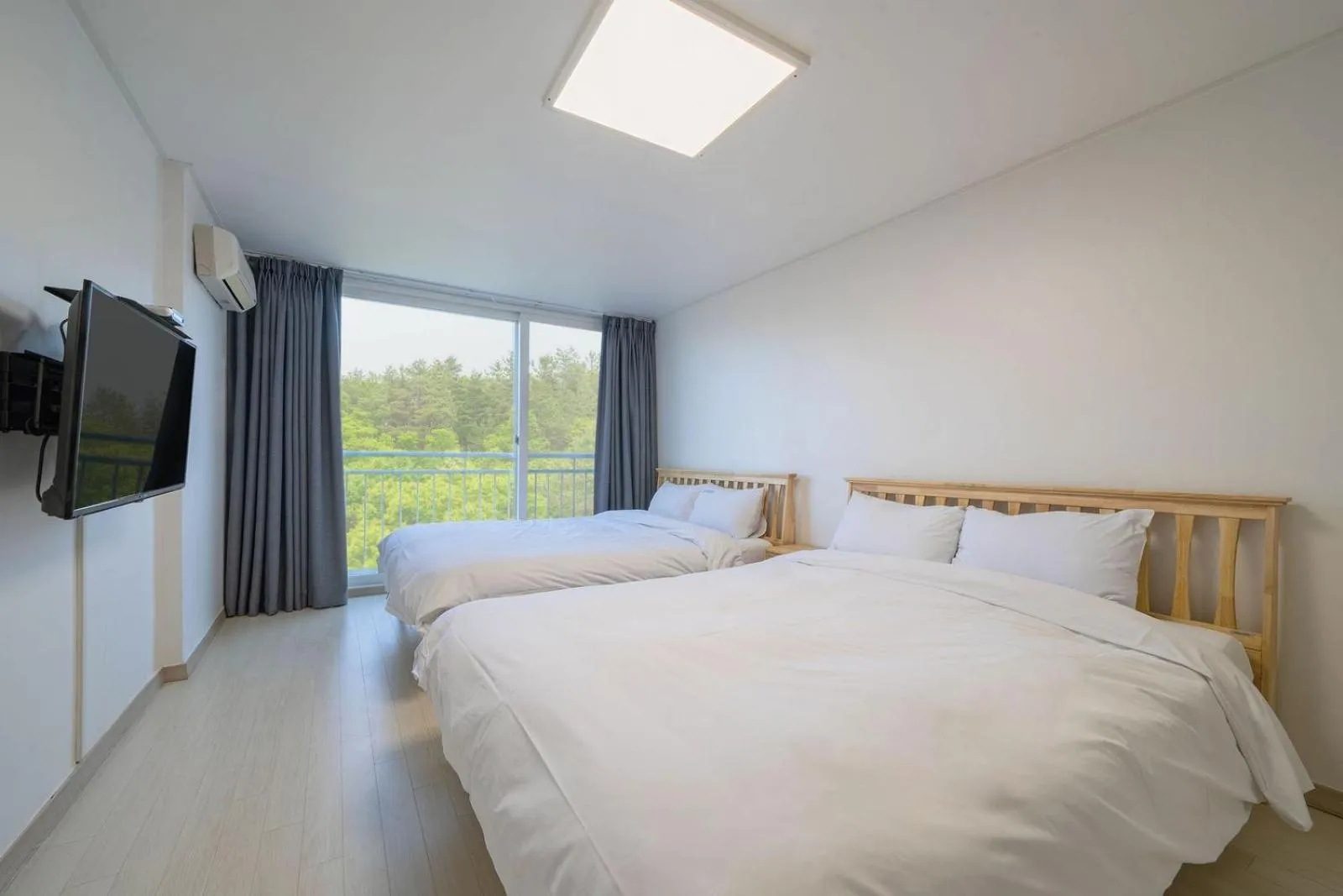 Mountain view, Bed in Zio Pinetree